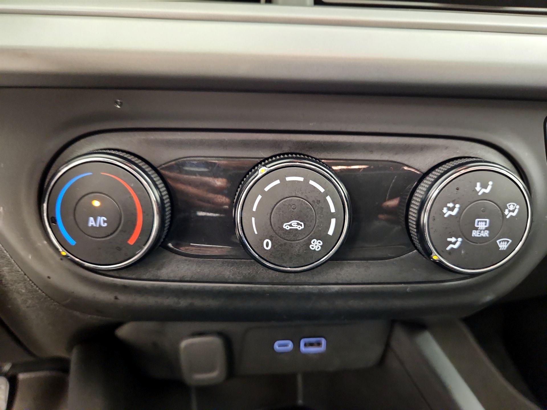 Thumbnail: 2025 Chevrolet Trax - 16