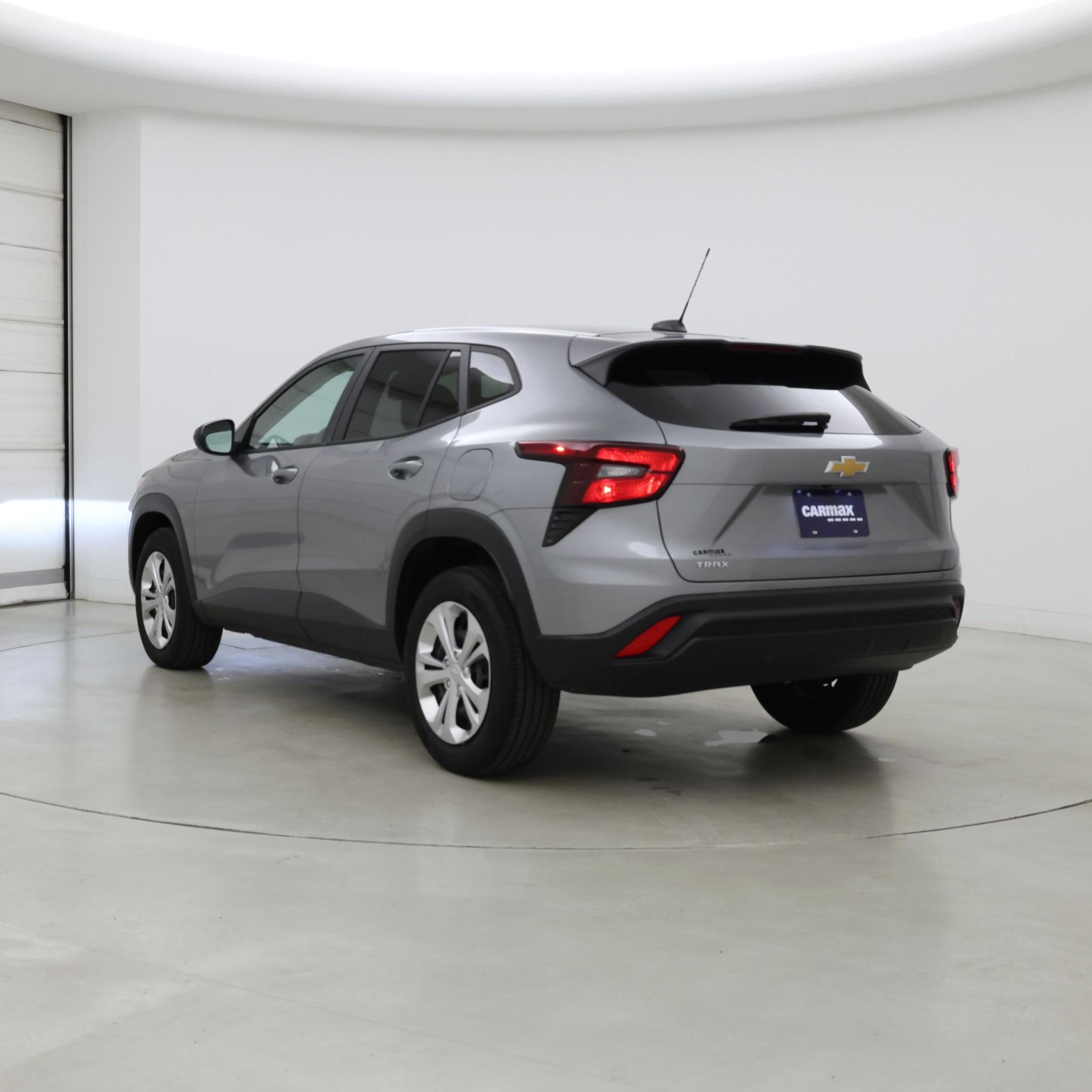 Thumbnail: 2025 Chevrolet Trax - 2