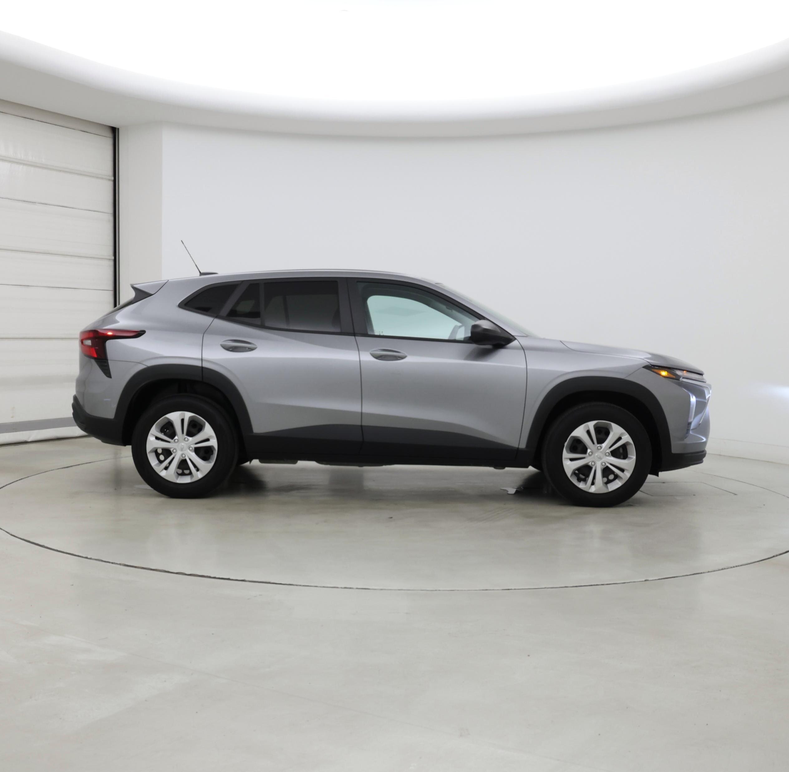 Thumbnail: 2025 Chevrolet Trax - 7