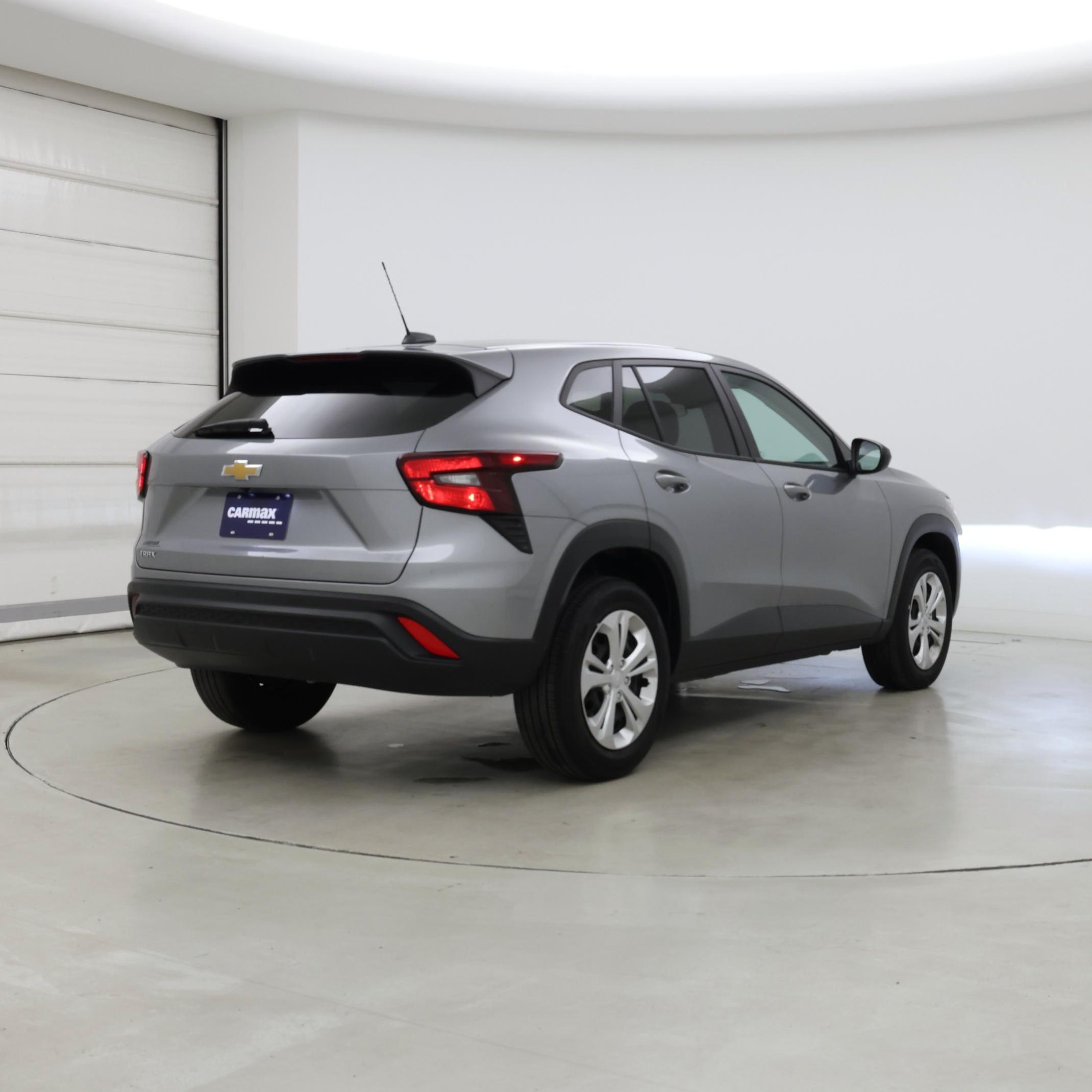 Thumbnail: 2025 Chevrolet Trax - 8