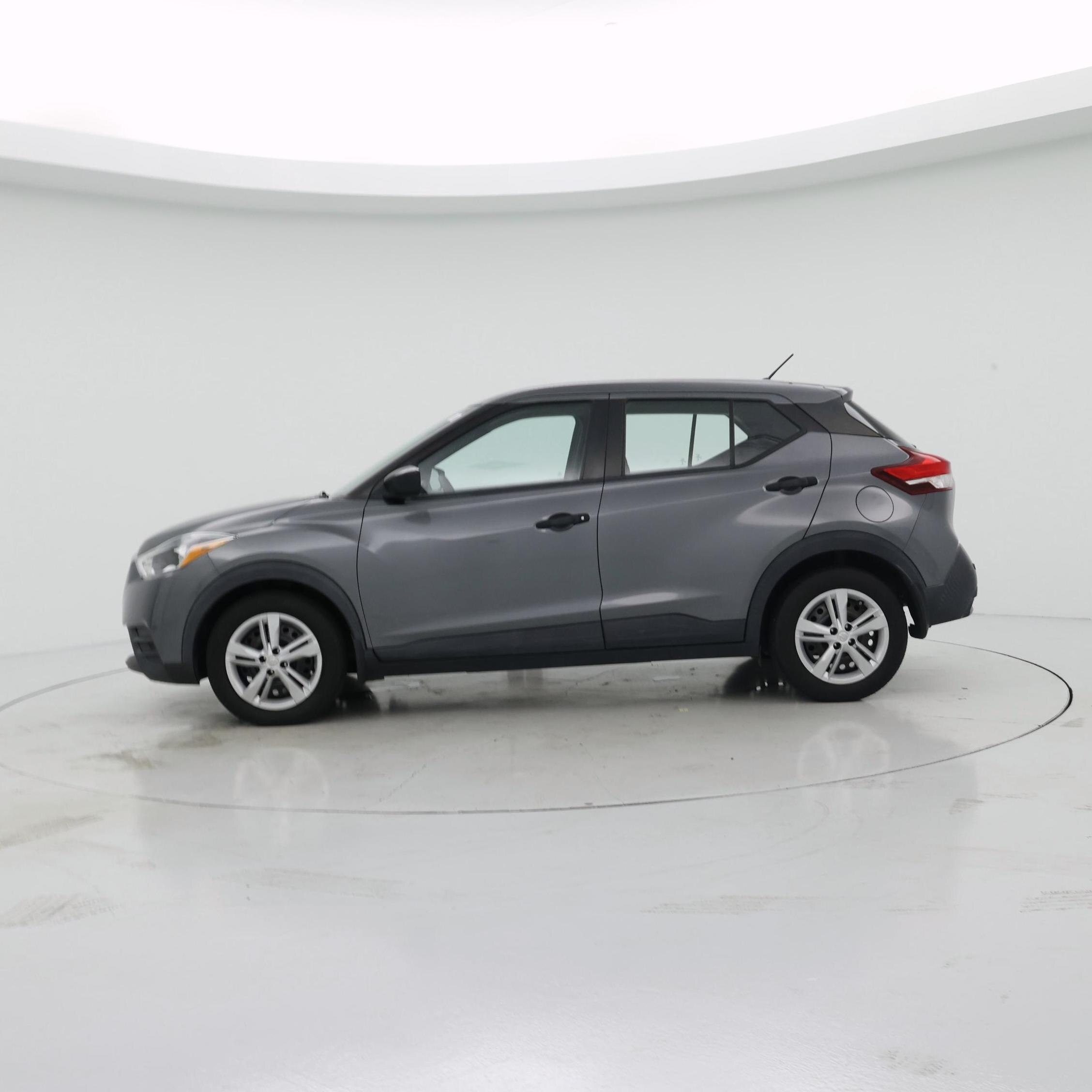 Thumbnail: 2020 Nissan Kicks - 3