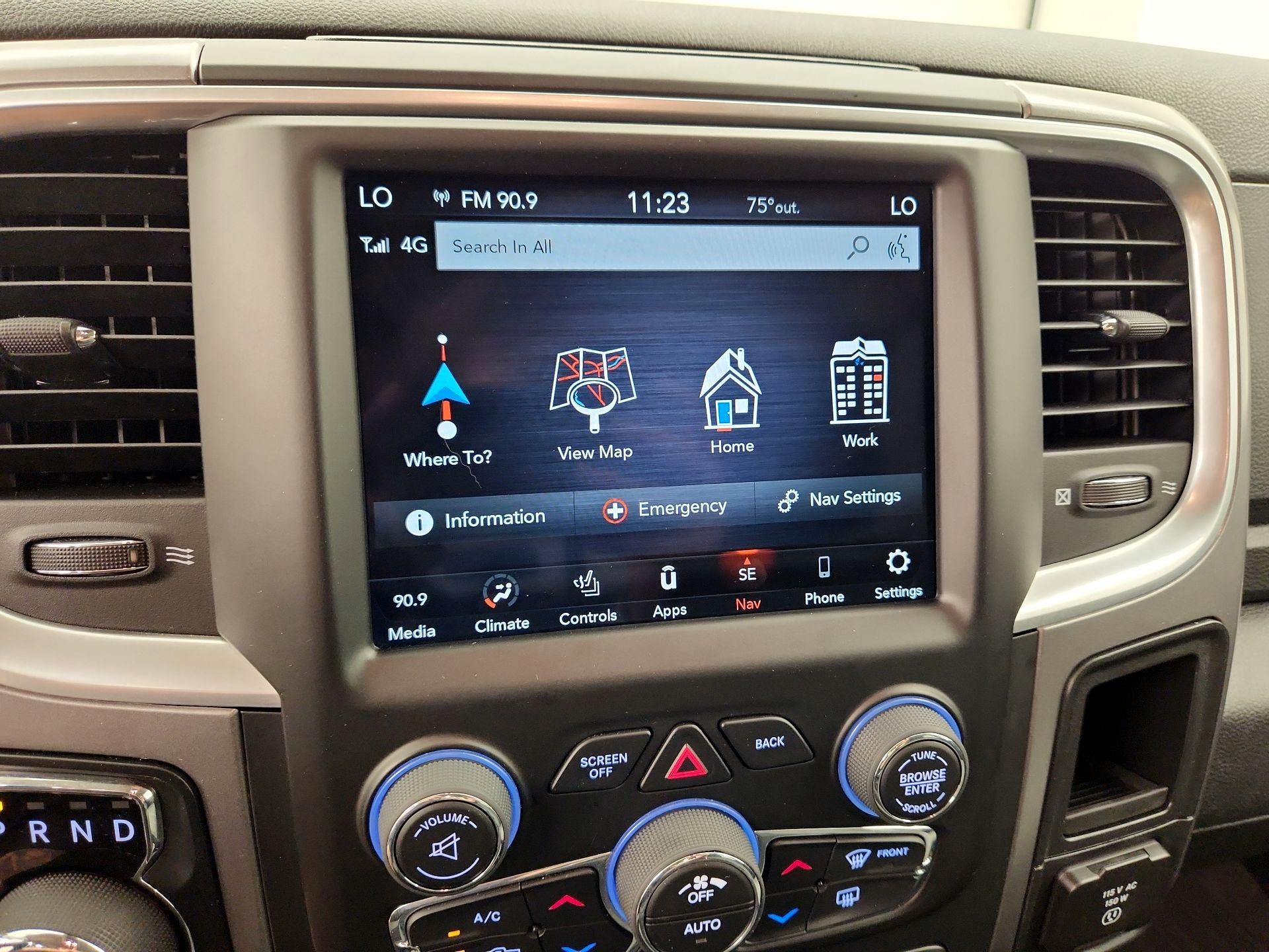 Thumbnail: 2023 RAM 1500 Classic - 14