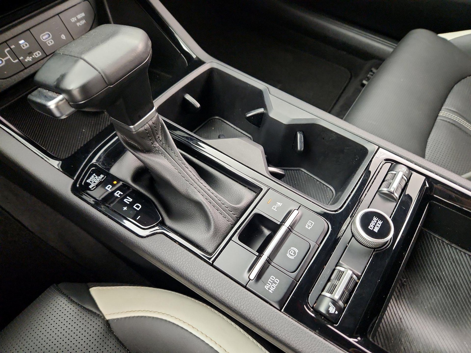 2025 Kia K5 GT-Line - Photo 19