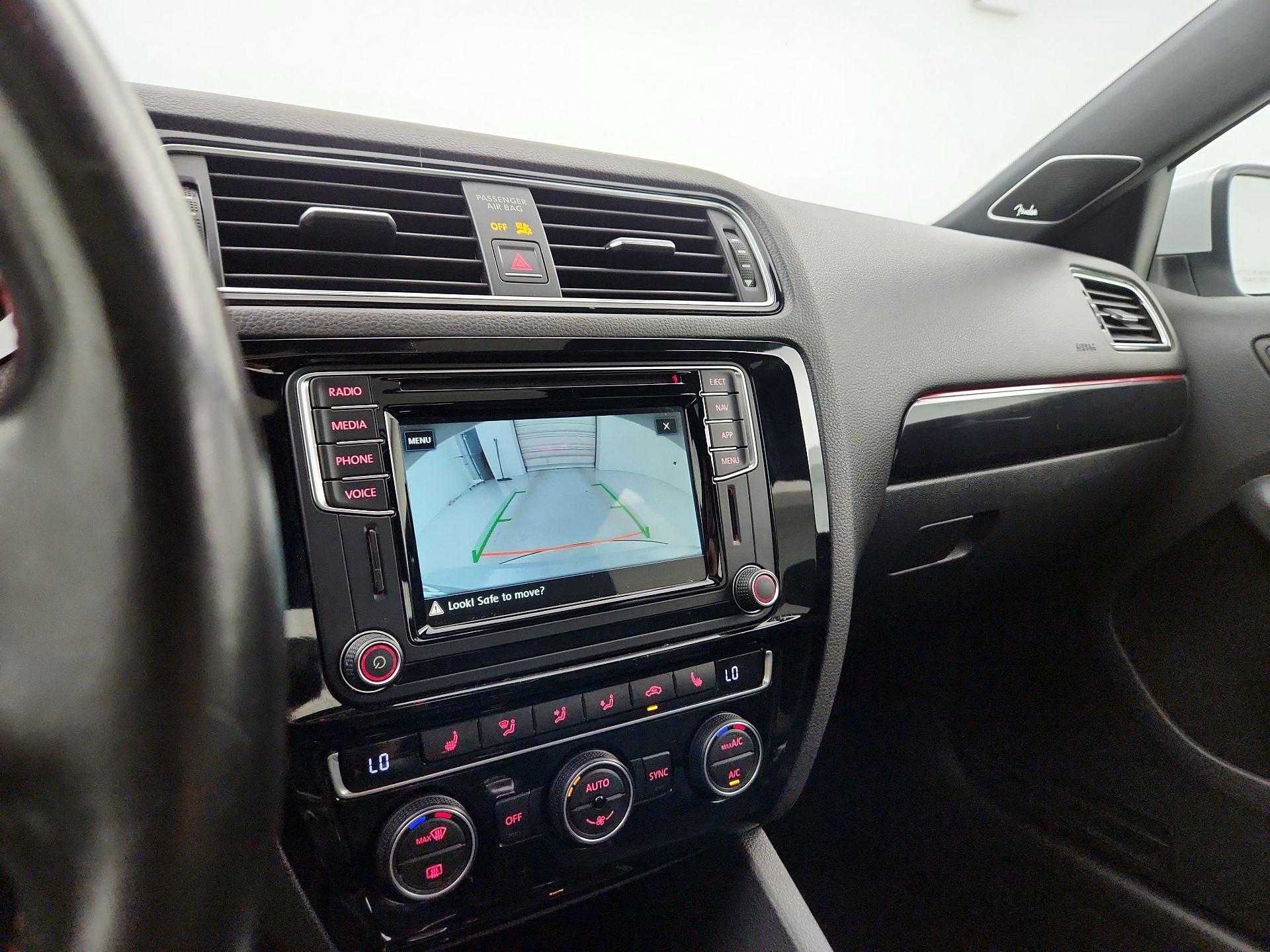 Thumbnail: 2018 Volkswagen Jetta - 15