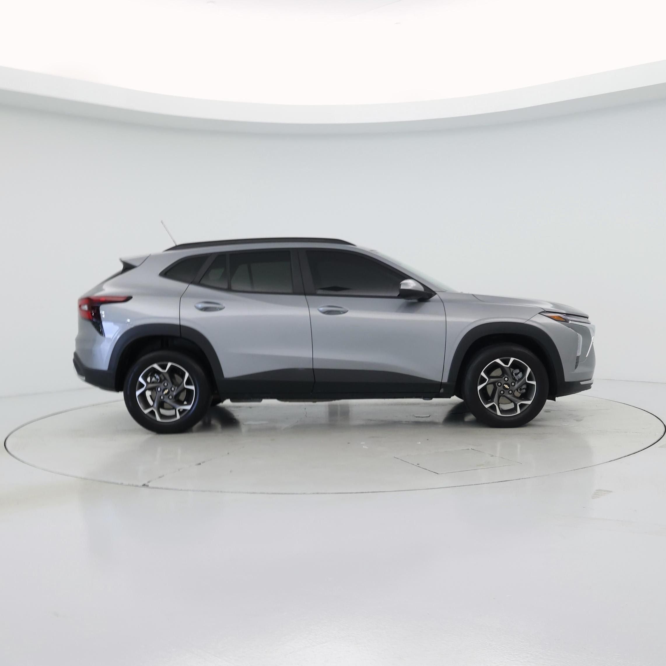 Thumbnail: 2025 Chevrolet Trax - 7