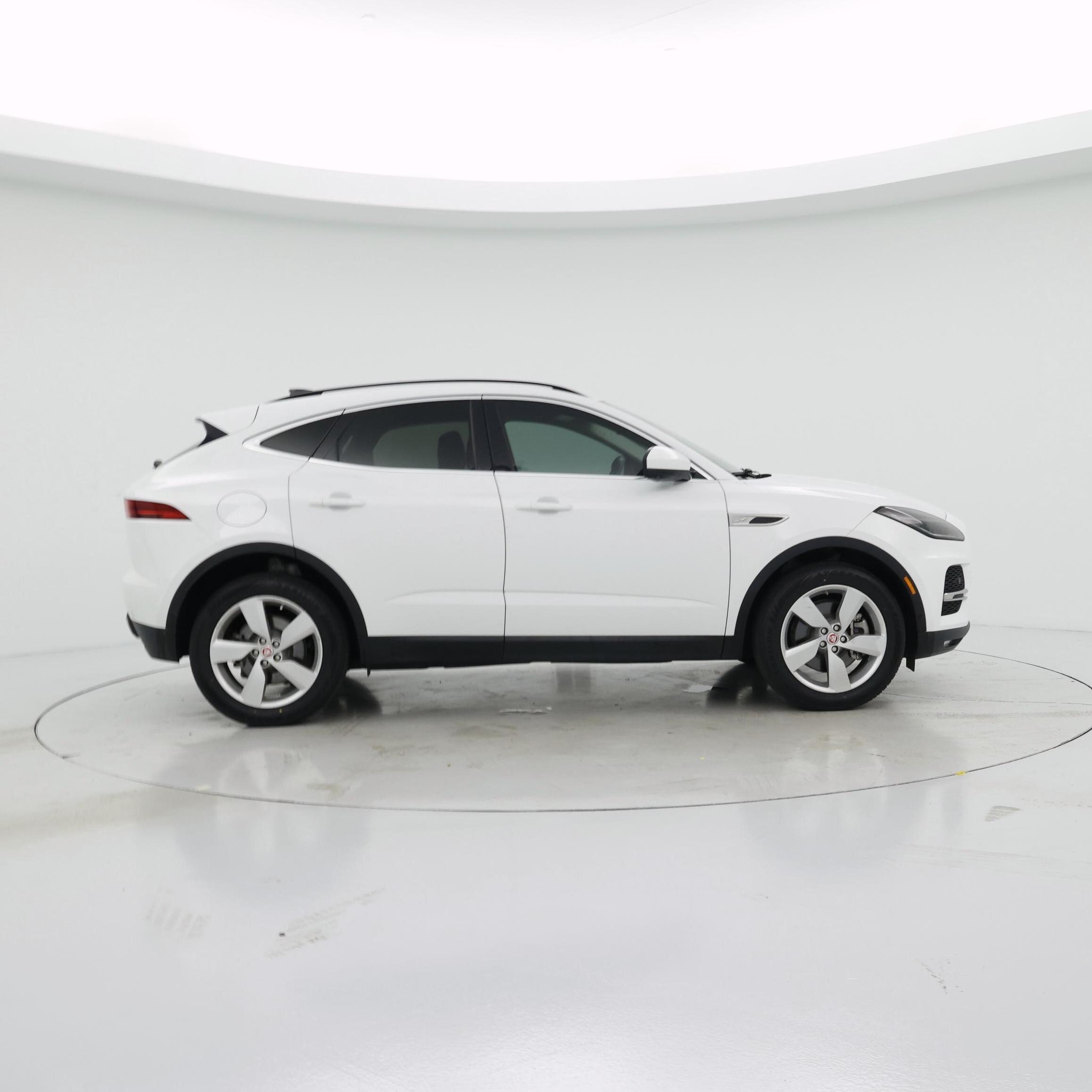 Thumbnail: 2021 Jaguar E-Pace - 7