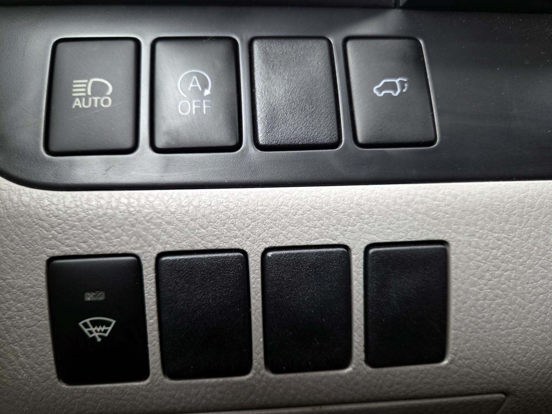 Thumbnail: 2019 Toyota Highlander - 13
