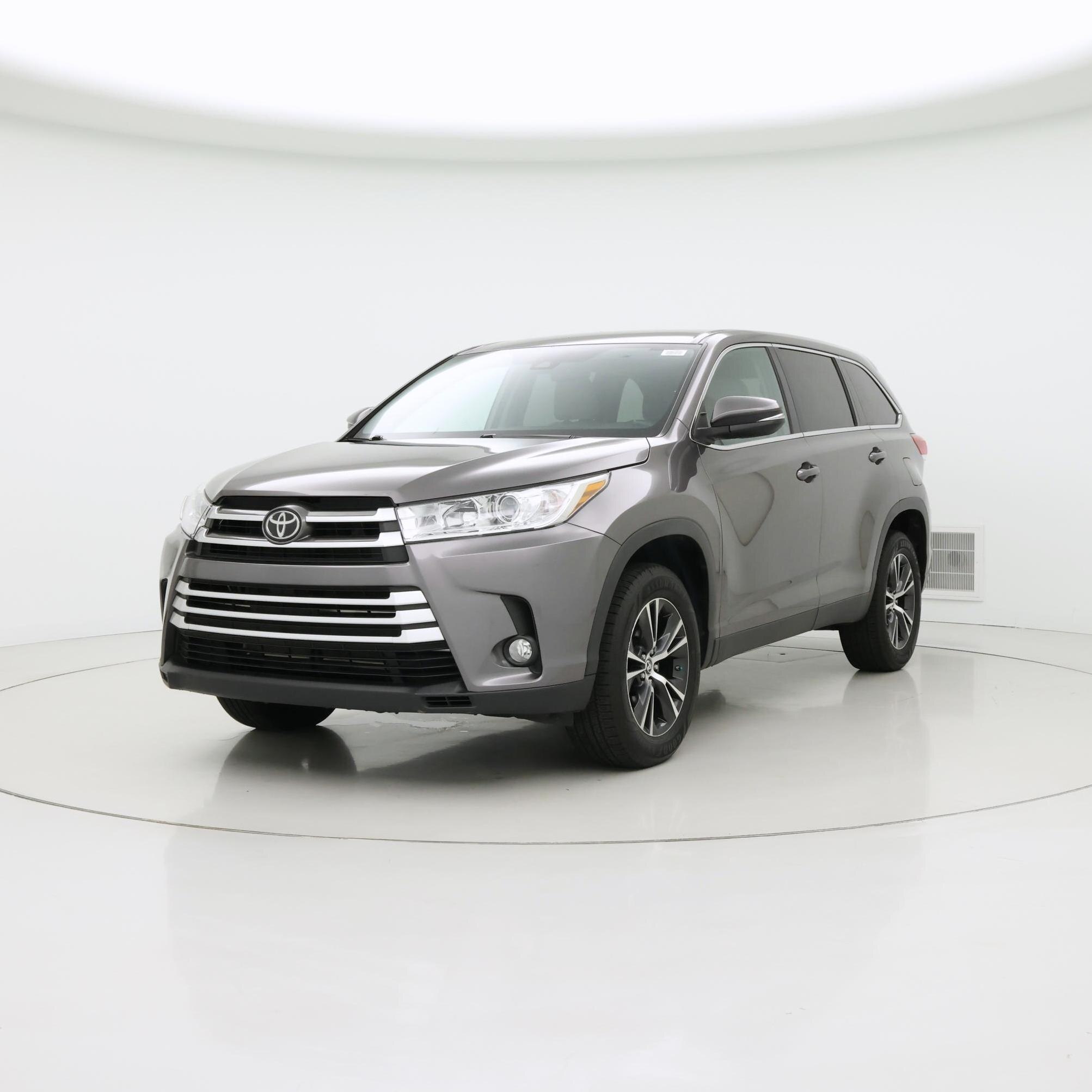 Thumbnail: 2019 Toyota Highlander - 4
