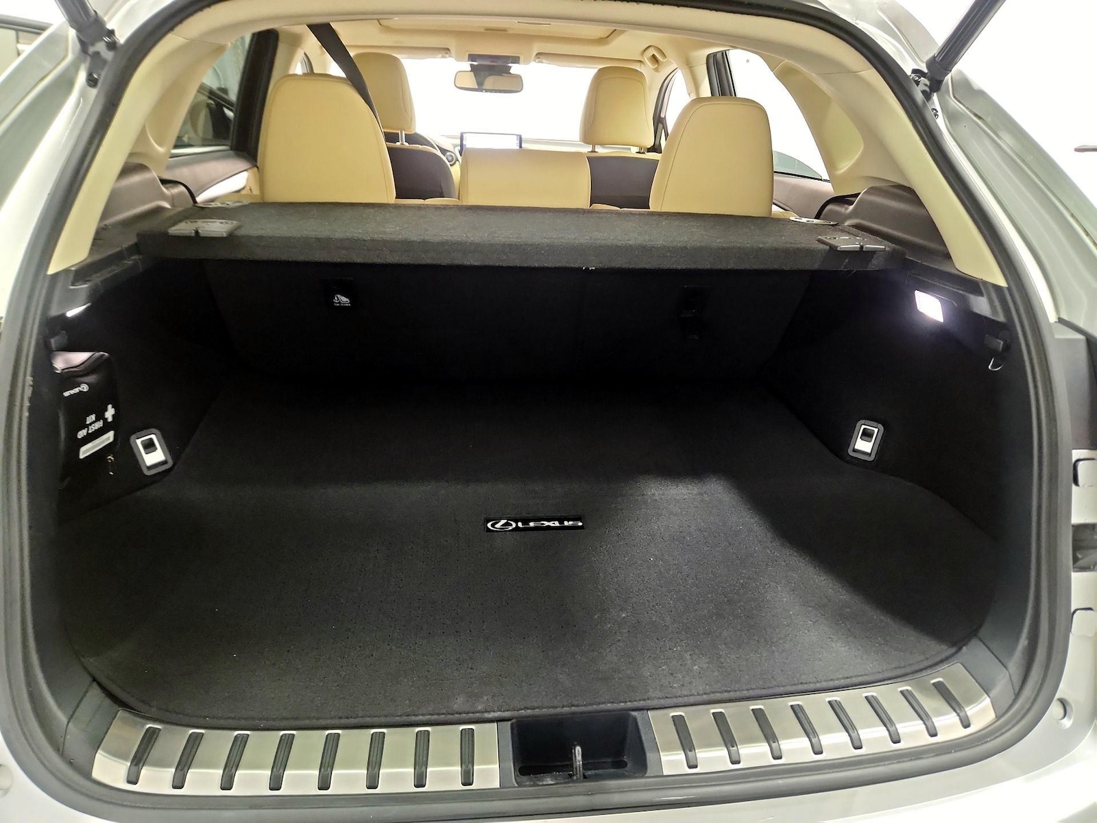 2019 Lexus NX 300 - Photo 23