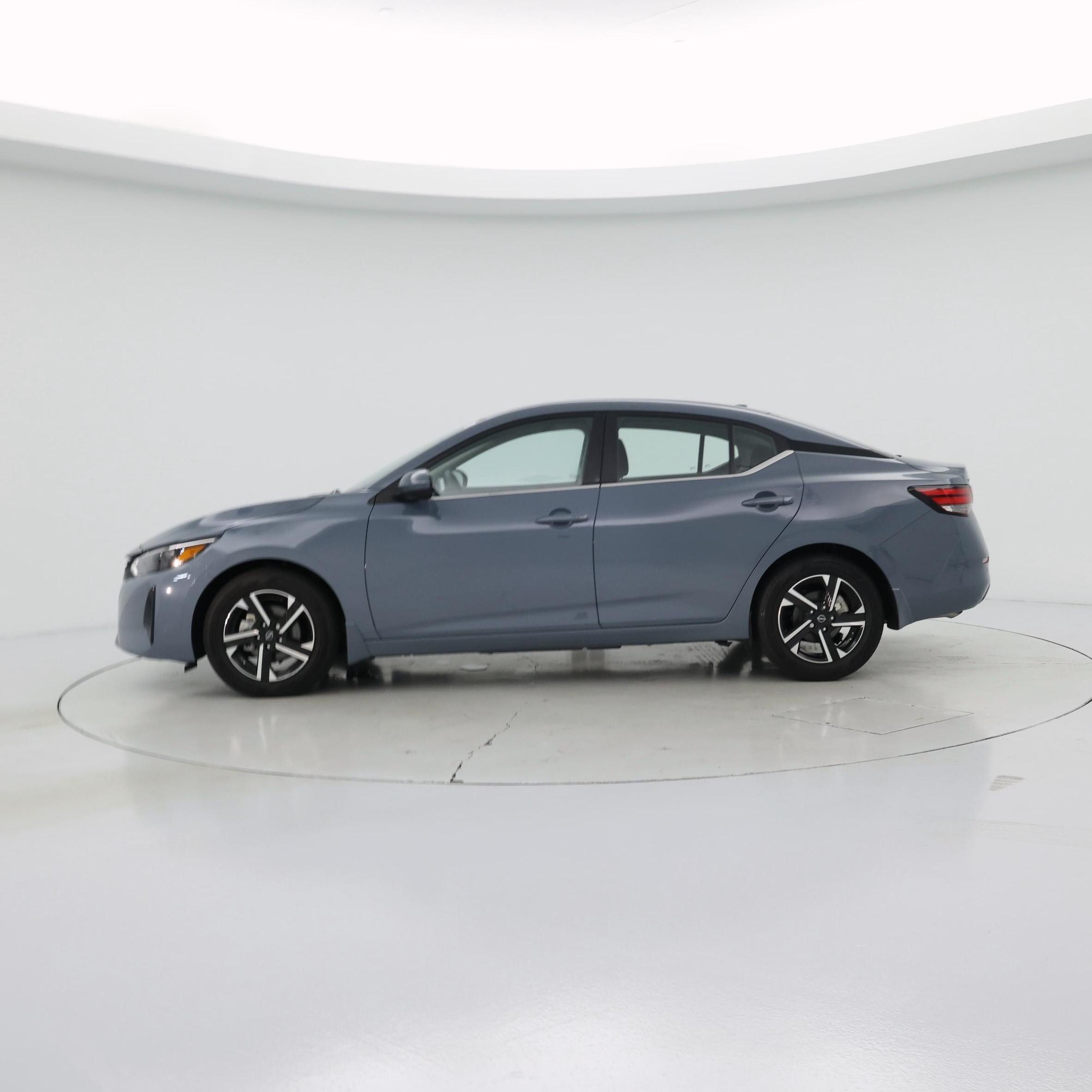 Thumbnail: 2025 Nissan Sentra - 3