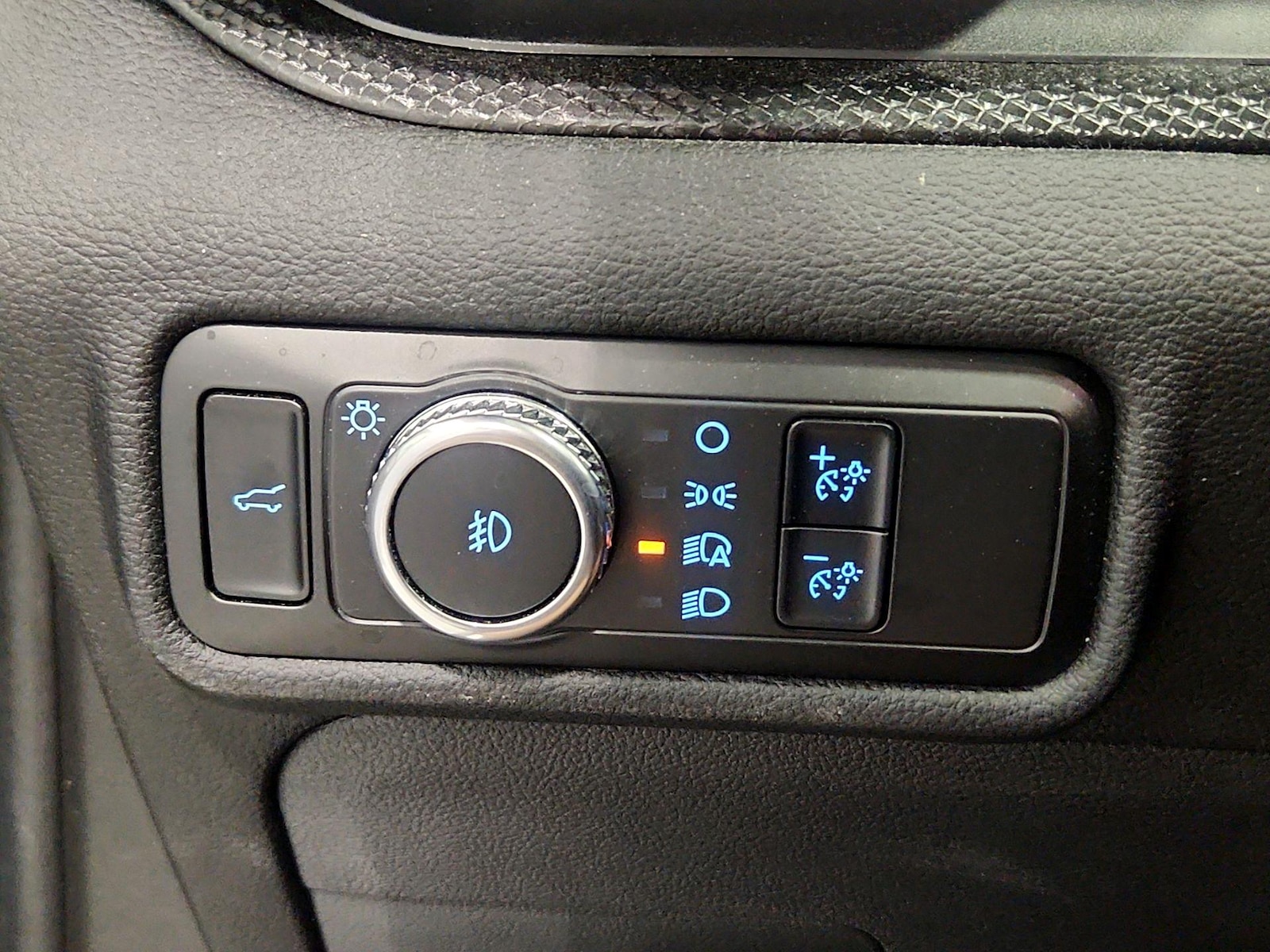 2023 Ford Explorer ST-LINE - Photo 14