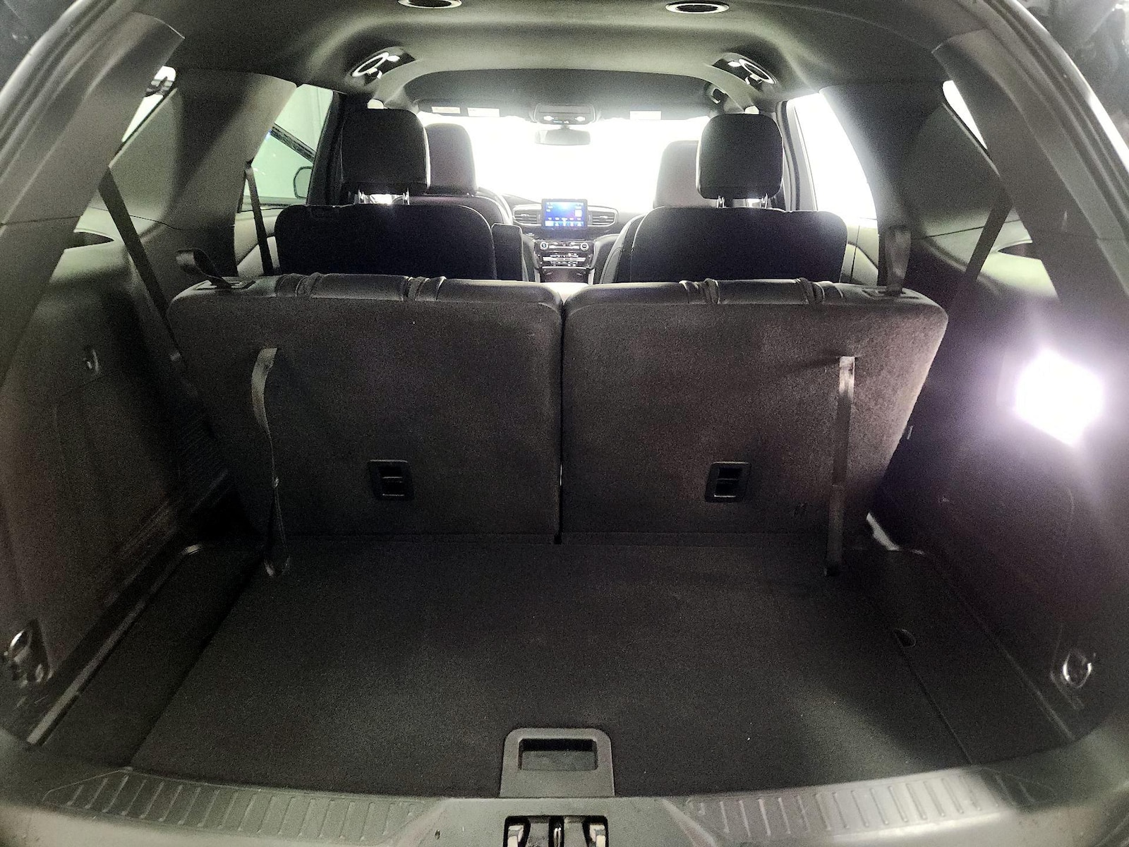 2023 Ford Explorer ST-LINE - Photo 23