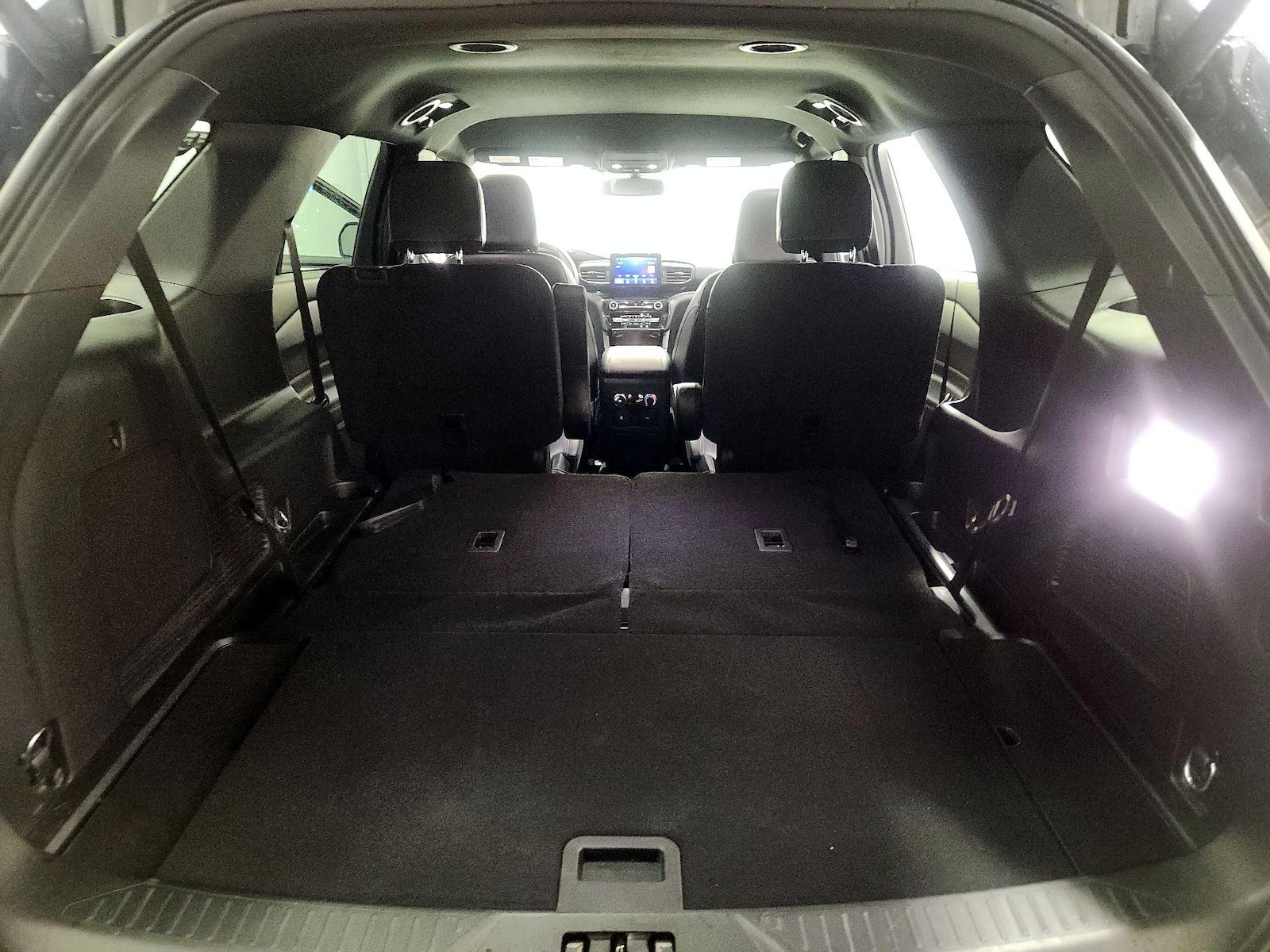 2023 Ford Explorer ST-LINE - Photo 24