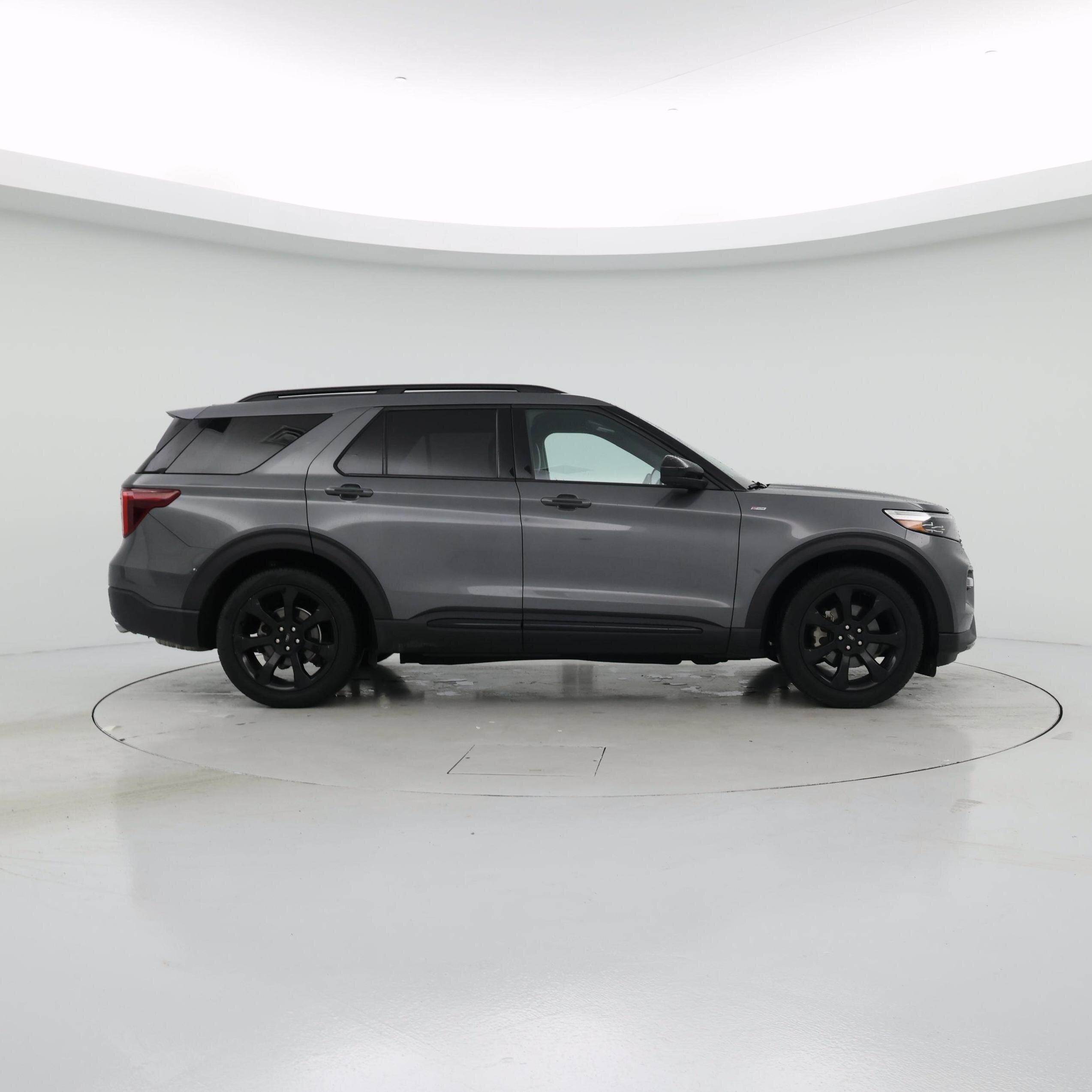 Thumbnail: 2023 Ford Explorer - 7