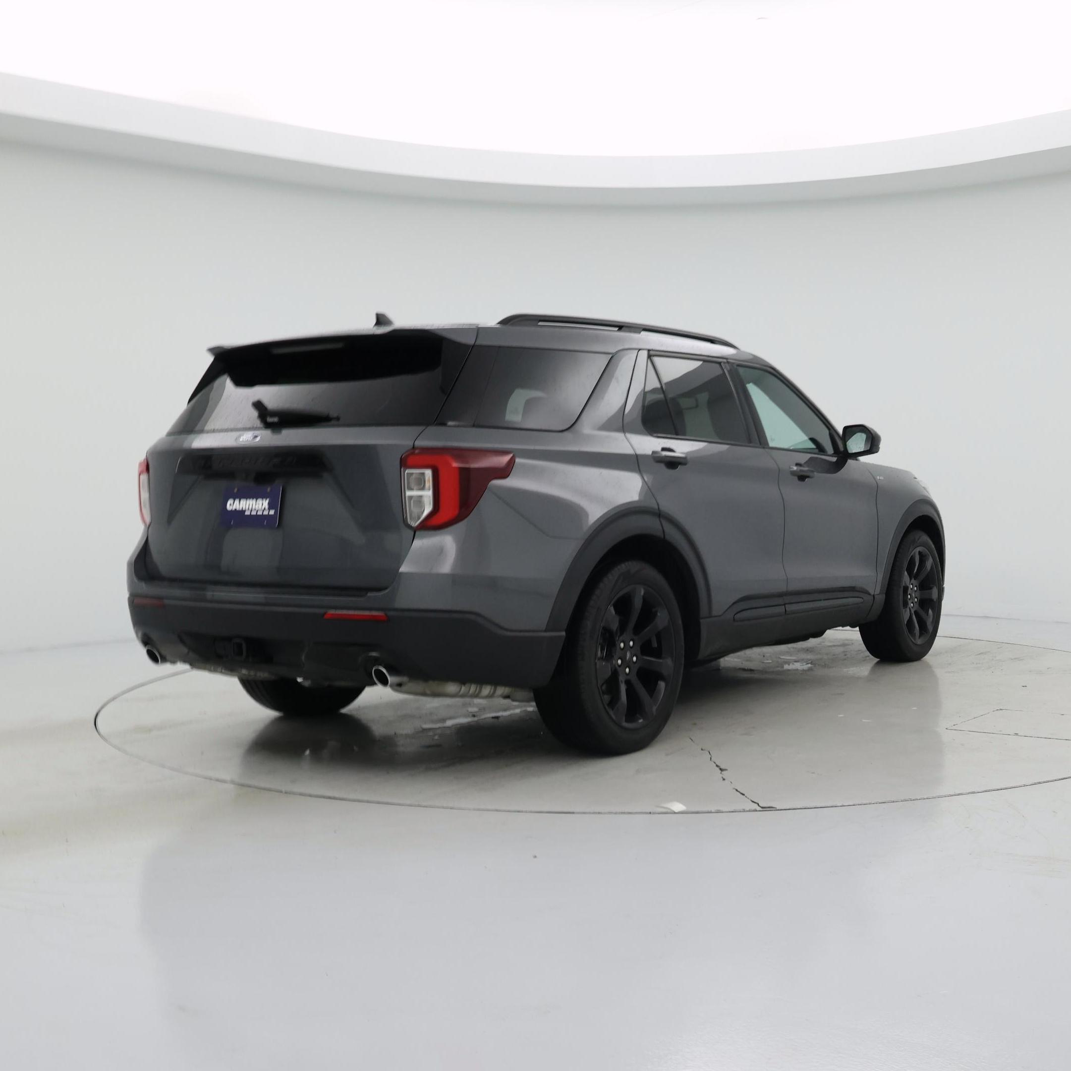 Thumbnail: 2023 Ford Explorer - 8