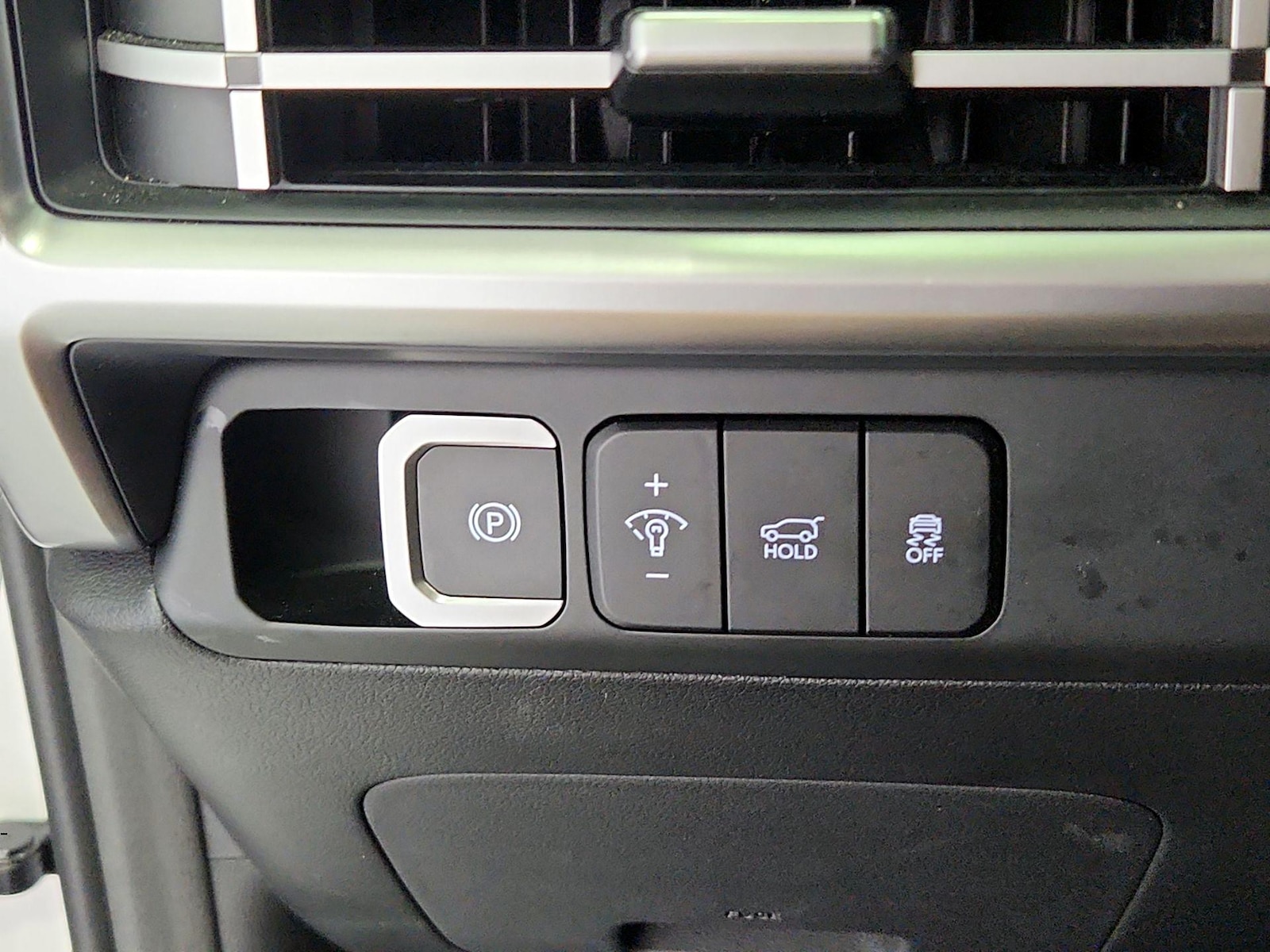 2026 Hyundai Santa Fe SEL - Photo 14