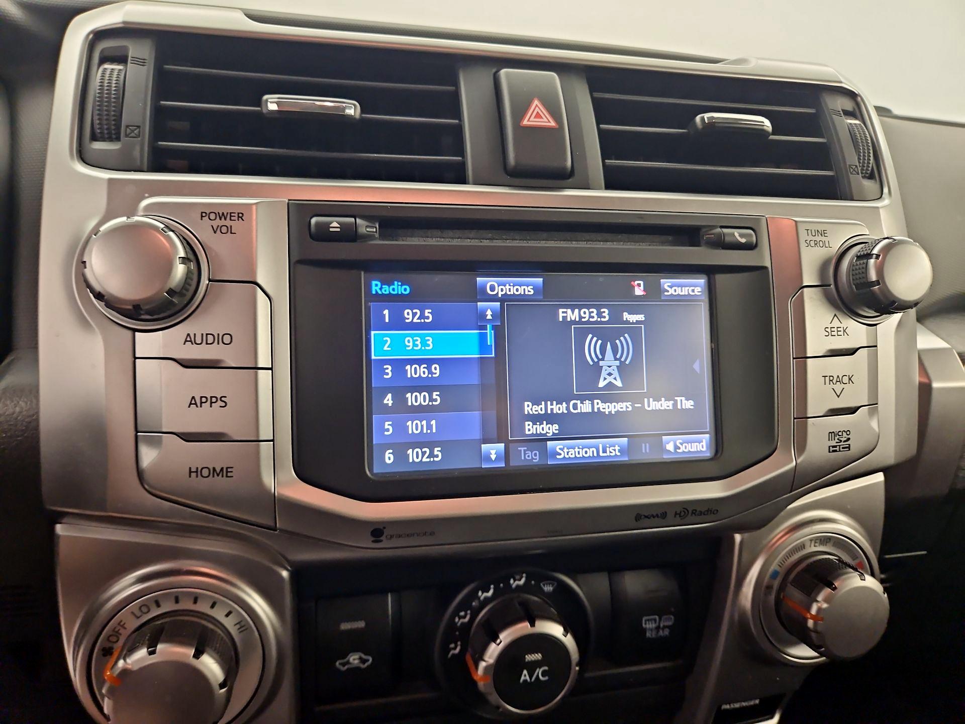 Thumbnail: 2019 Toyota 4Runner - 16