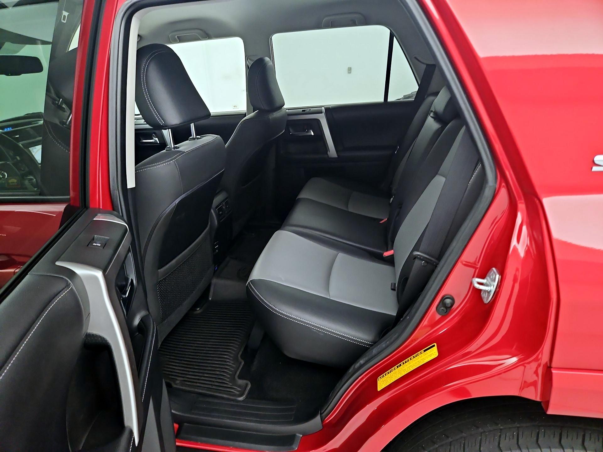 Thumbnail: 2019 Toyota 4Runner - 20