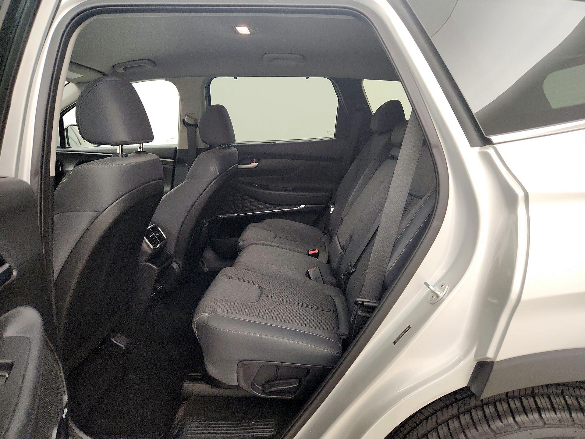 Thumbnail: 2019 Hyundai Santa Fe - 19