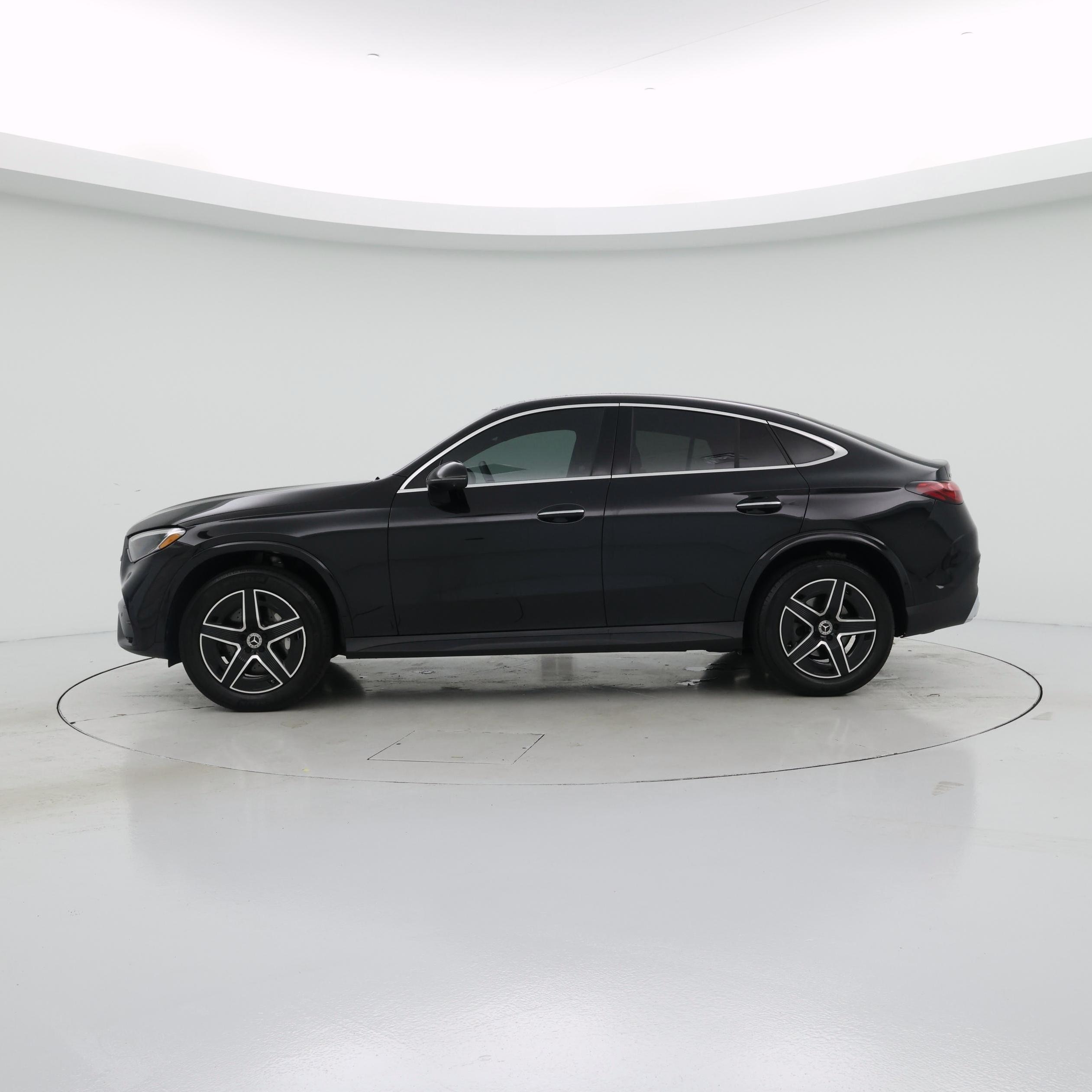 Thumbnail: 2025 Mercedes-Benz GLC - 3