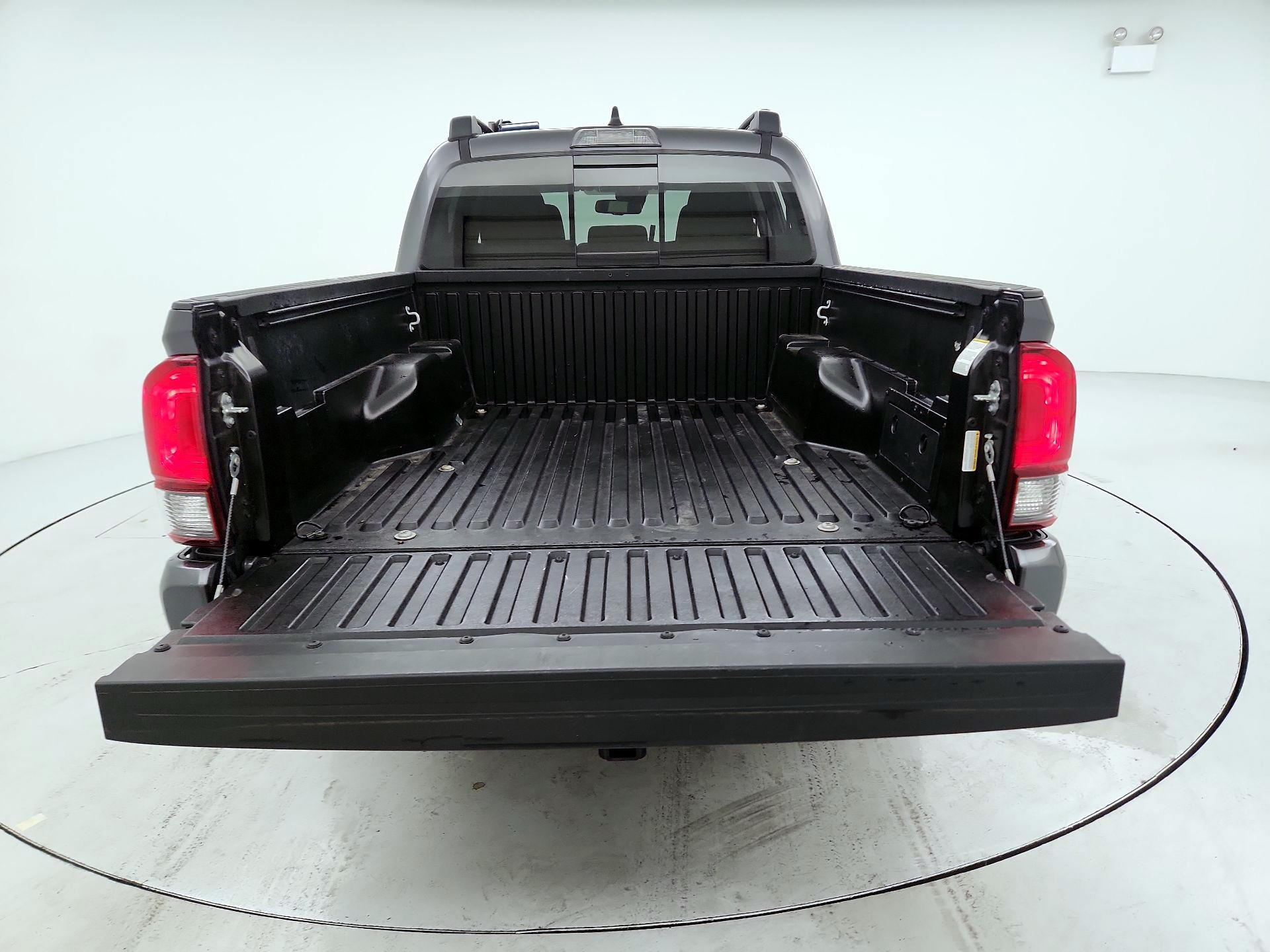 Thumbnail: 2023 Toyota Tacoma - 20