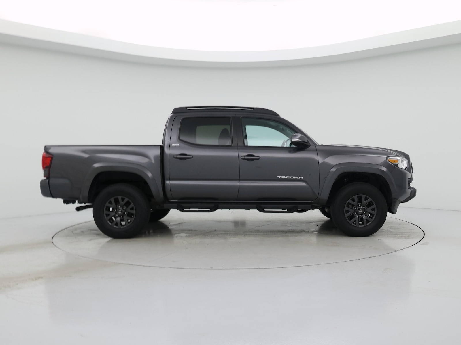 2023 Toyota Tacoma SR5 - Photo 8