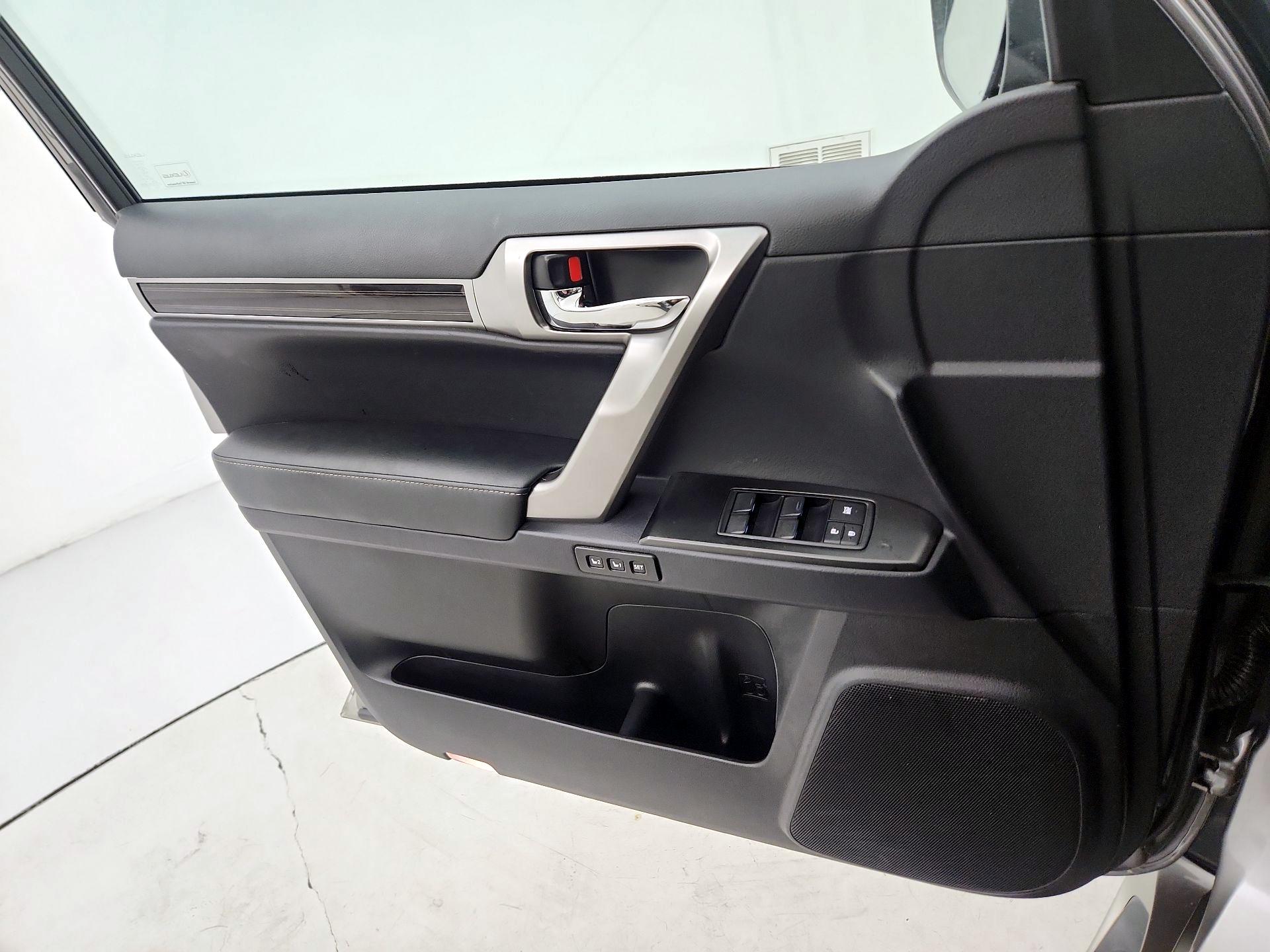 Thumbnail: 2022 Lexus GX - 12