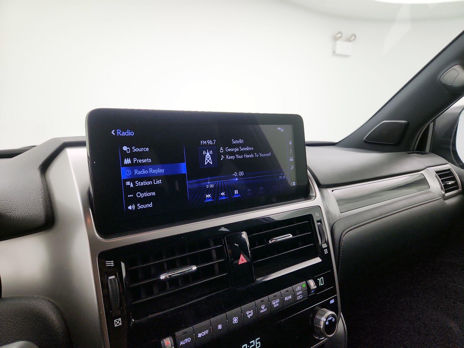 Thumbnail: 2022 Lexus GX - 16