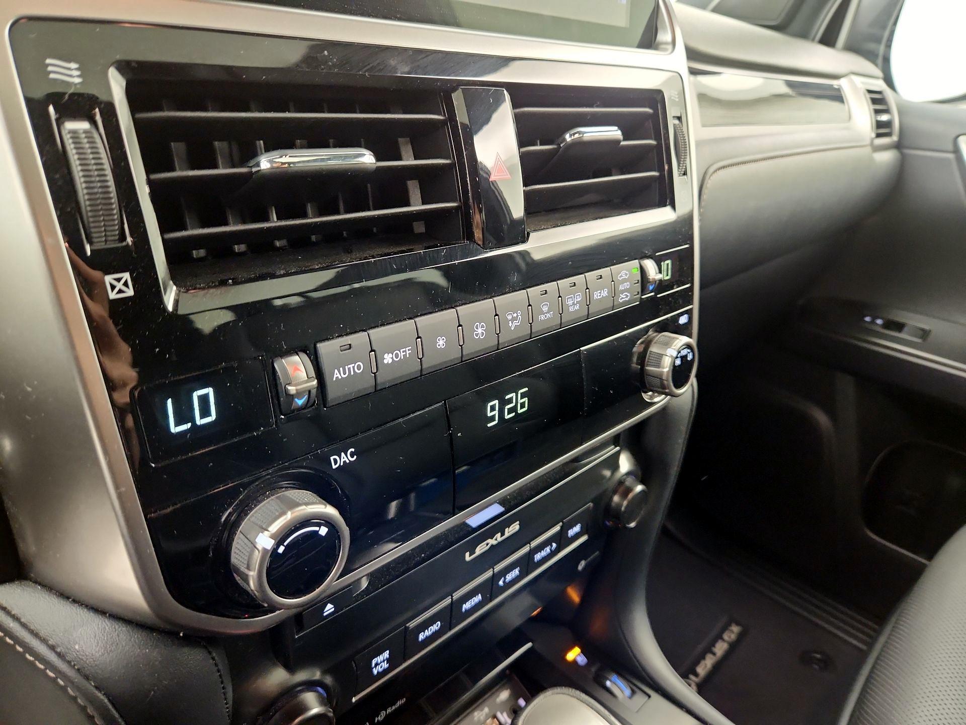 Thumbnail: 2022 Lexus GX - 17