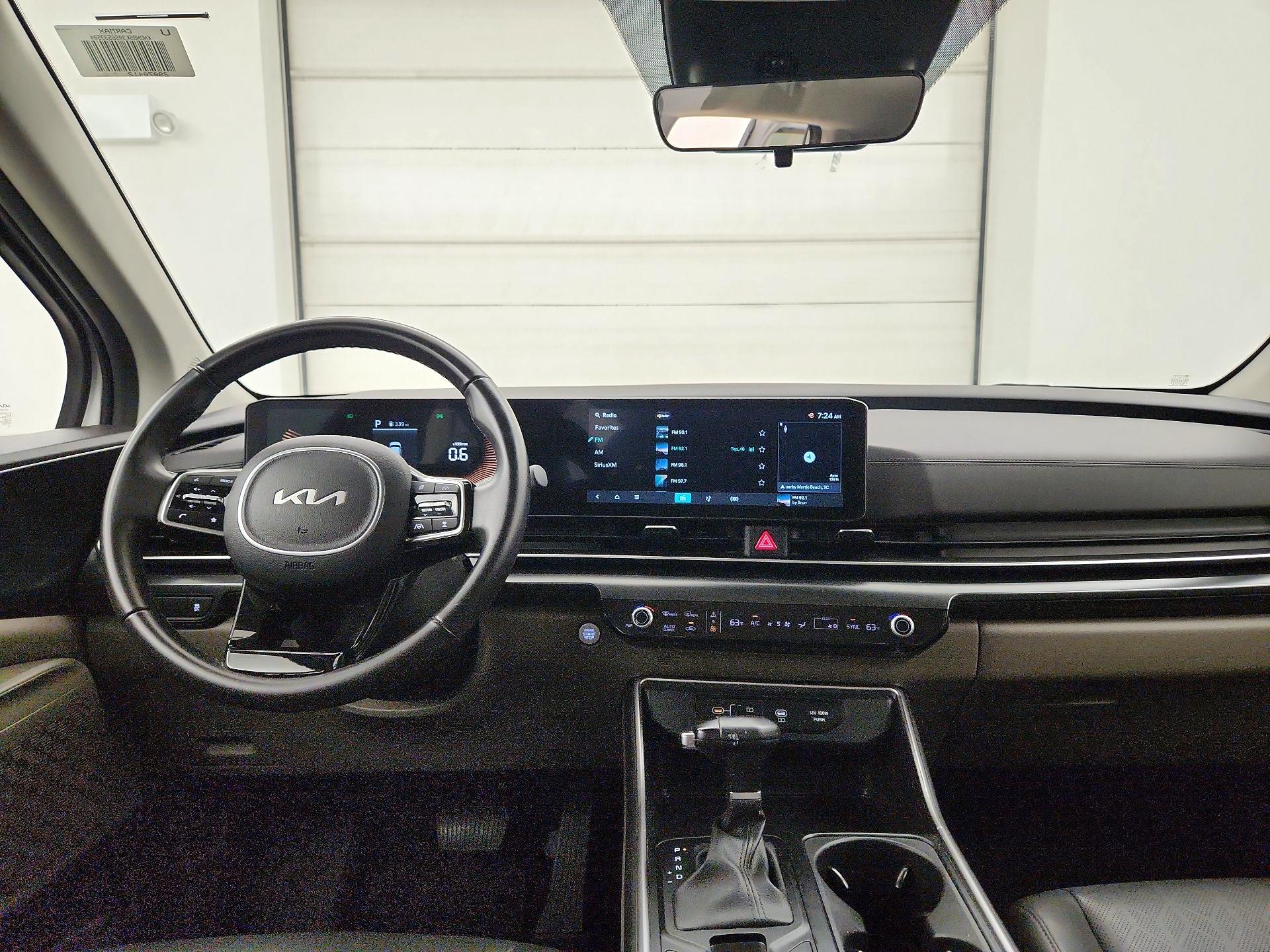 Thumbnail: 2025 Kia Carnival - 9
