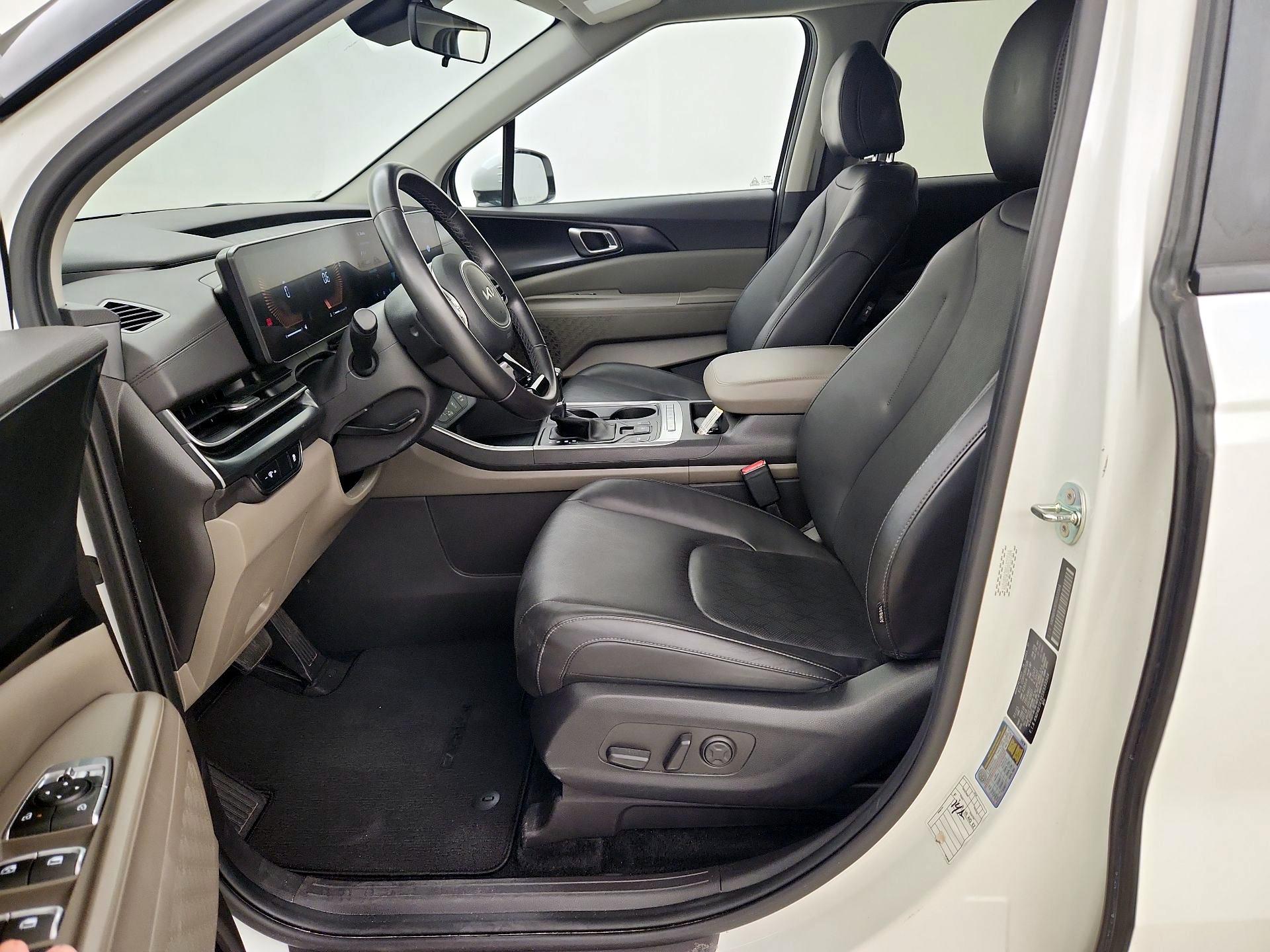 Thumbnail: 2025 Kia Carnival - 11