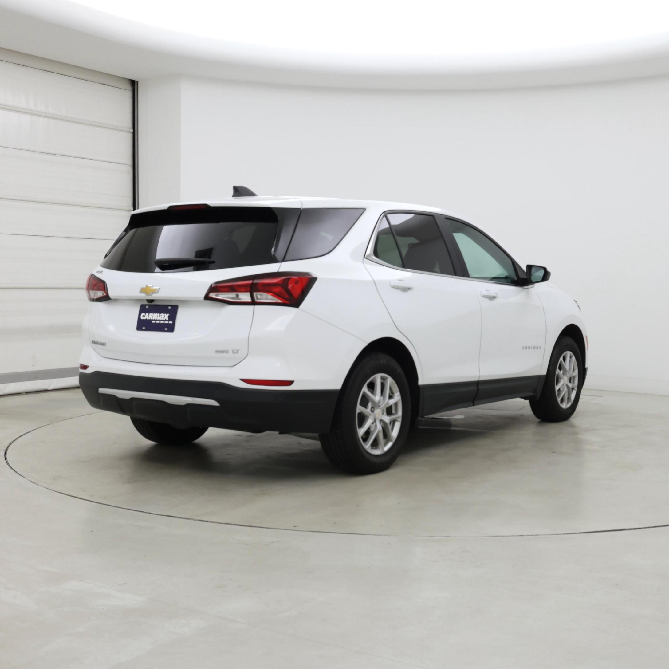 Thumbnail: 2023 Chevrolet Equinox - 8