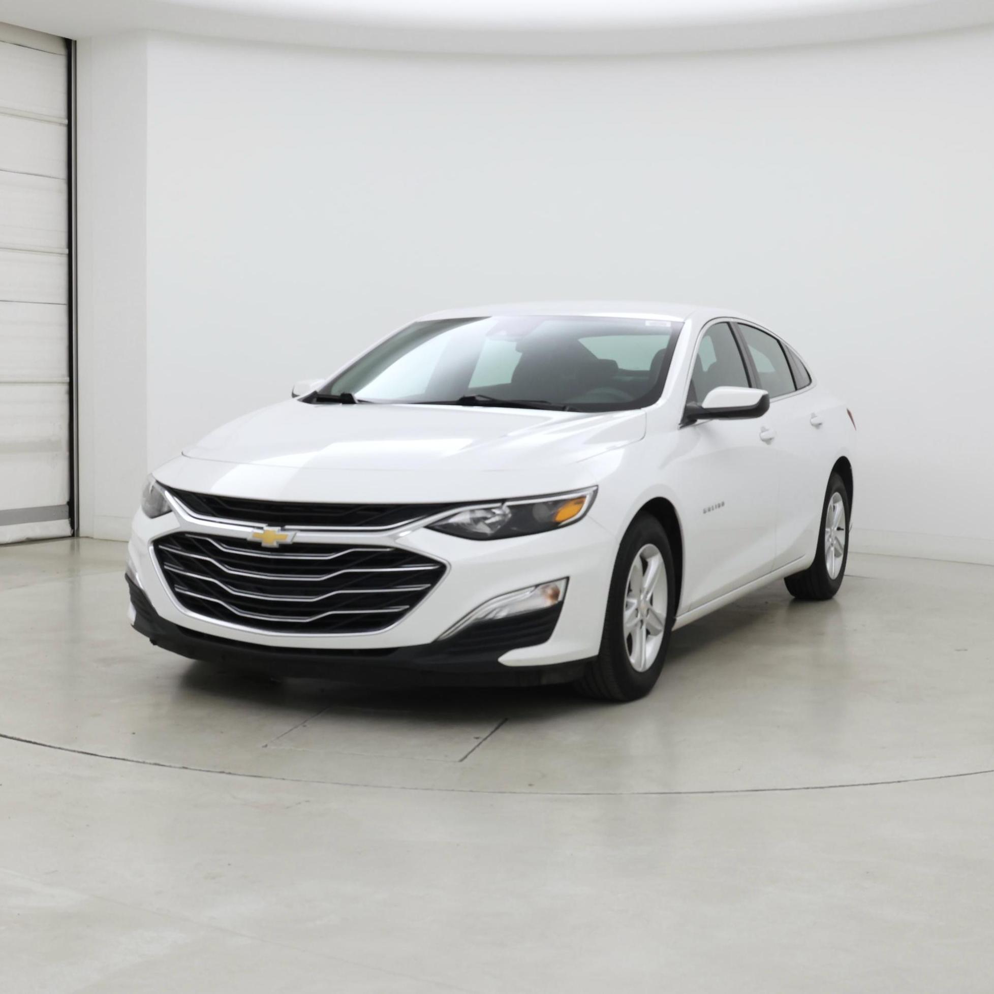 Thumbnail: 2024 Chevrolet Malibu - 4