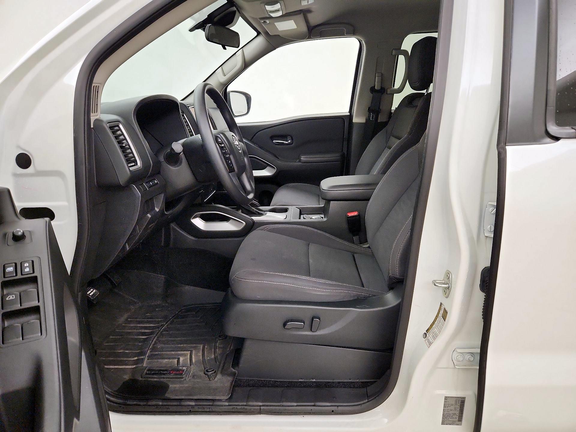 Thumbnail: 2024 Nissan Frontier - 11