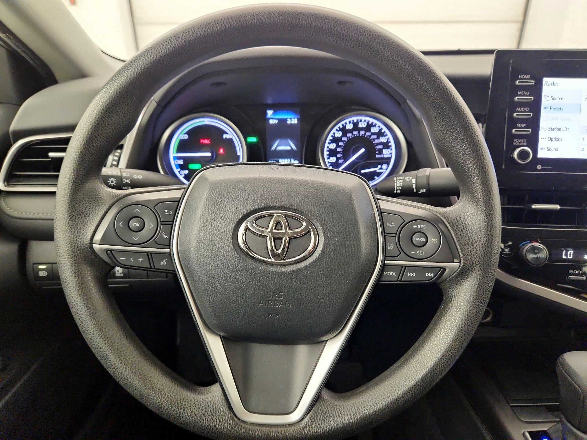 Thumbnail: 2021 Toyota Camry - 10