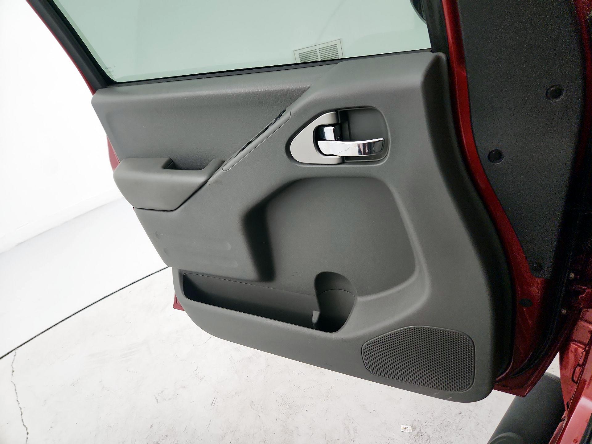 Thumbnail: 2019 Nissan Frontier - 12