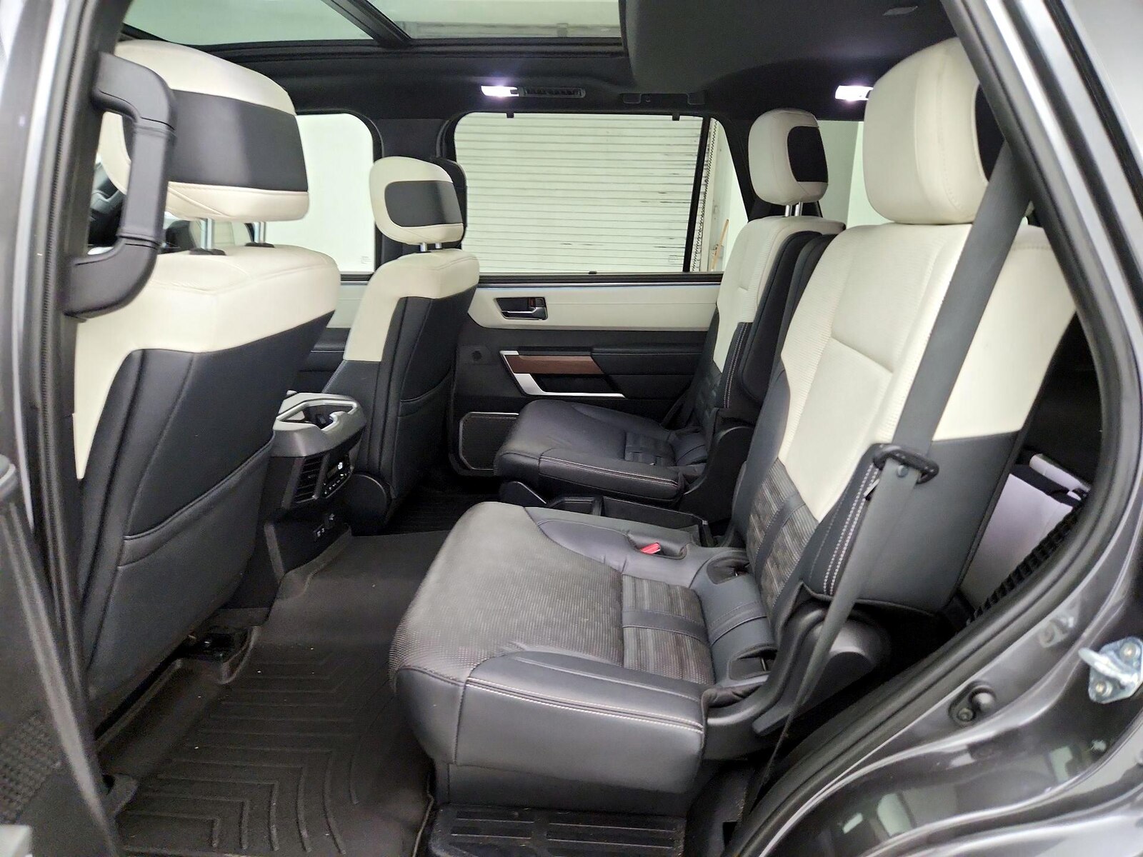 Rear Air Conditioning