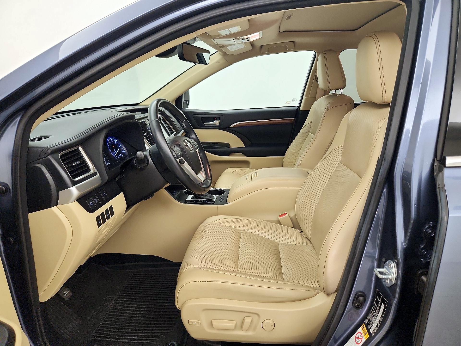 Thumbnail: 2017 Toyota Highlander - 11