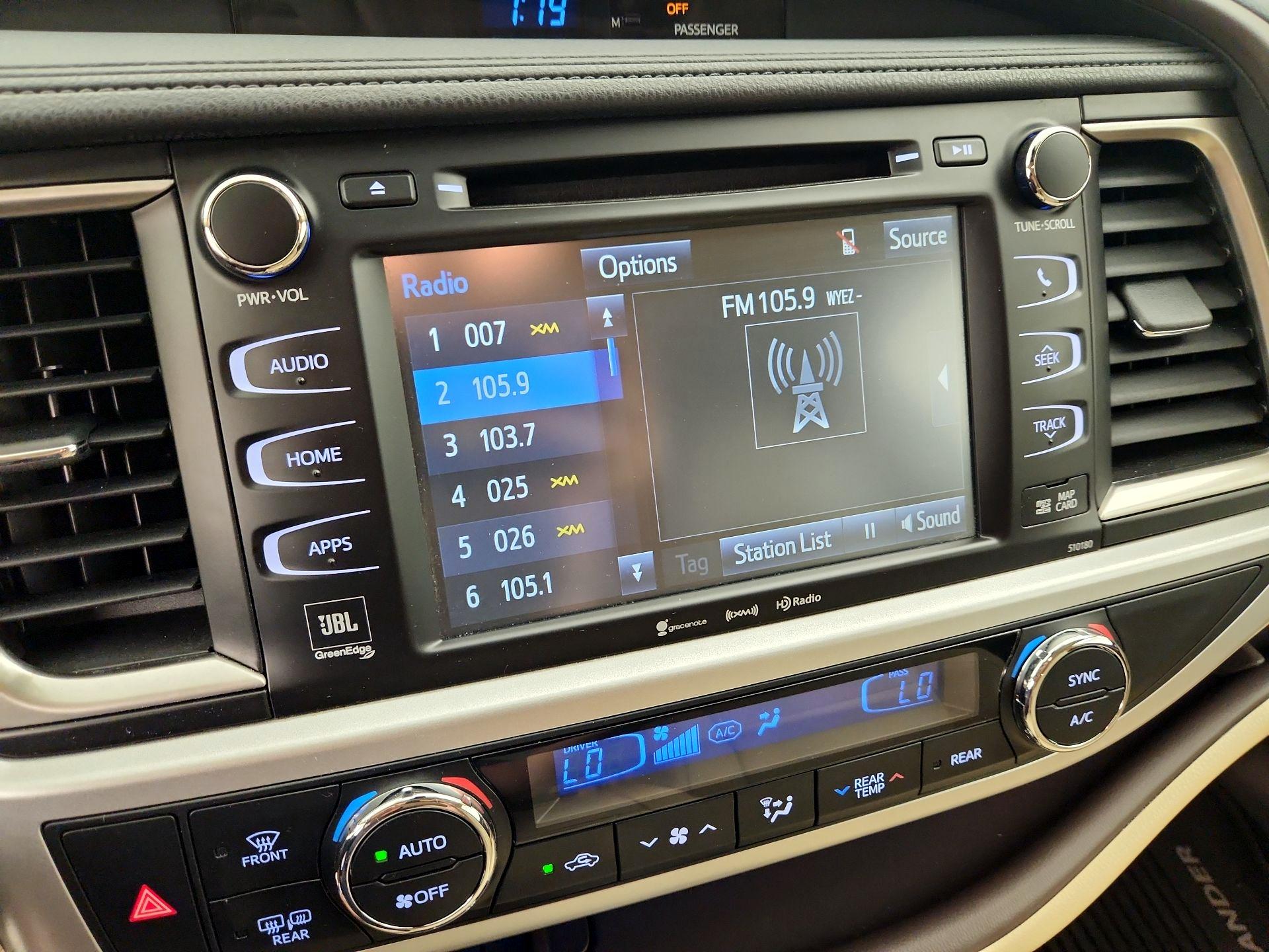 Thumbnail: 2017 Toyota Highlander - 15