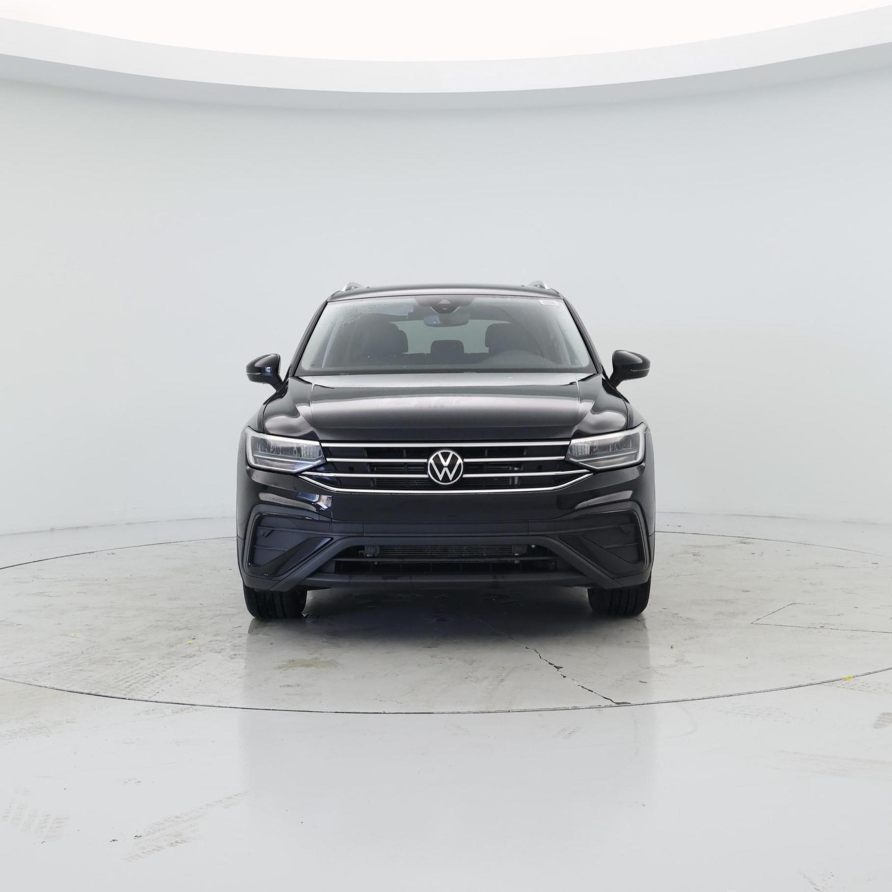 Thumbnail: 2023 Volkswagen Tiguan - 5