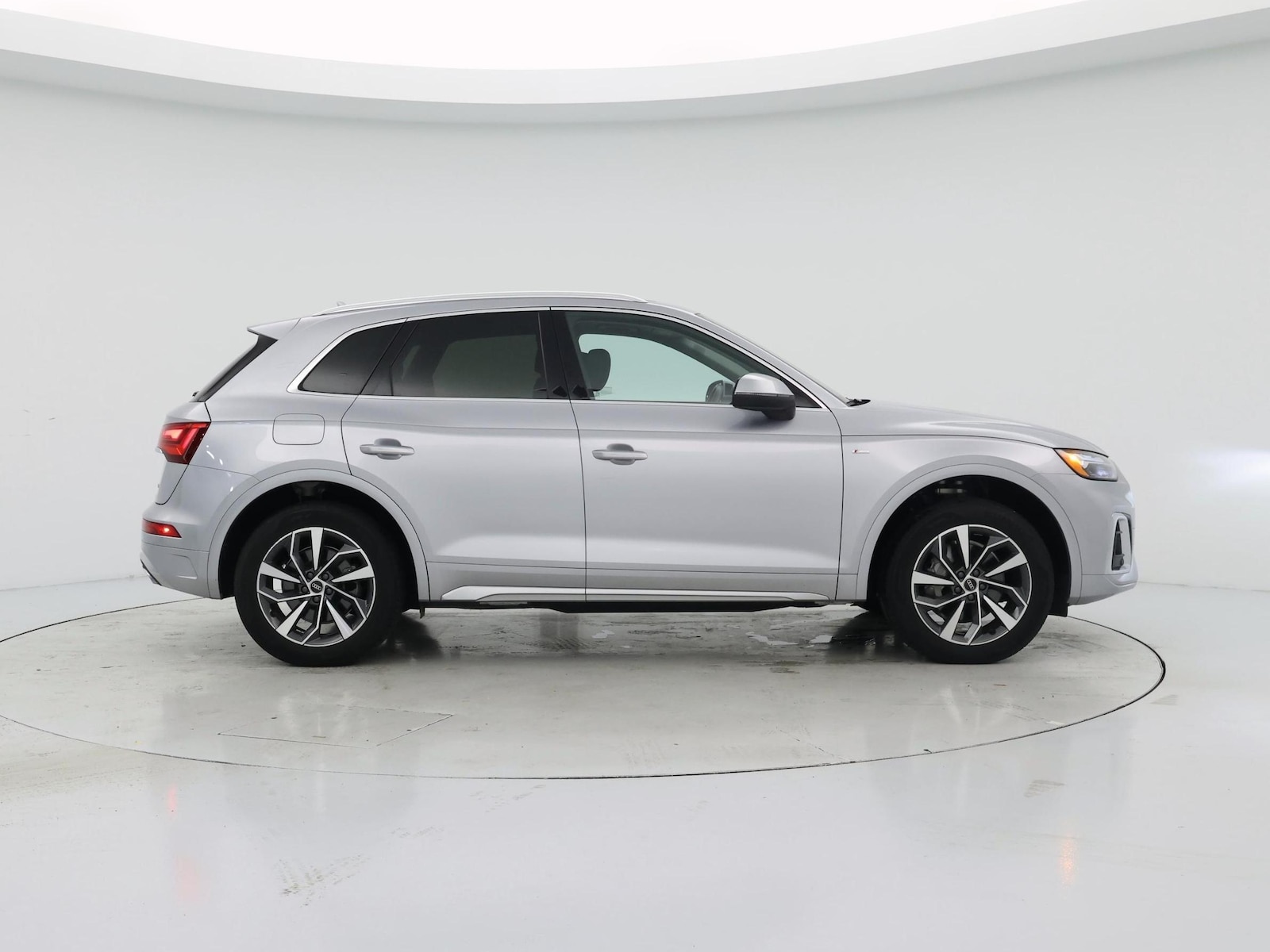 2023 Audi Q5 Premium Plus - Photo 8