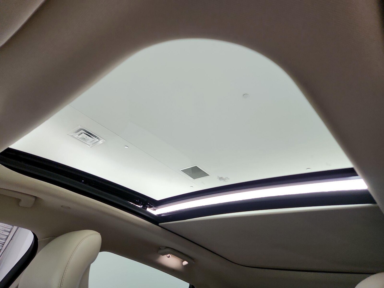 Panoramic Sunroof