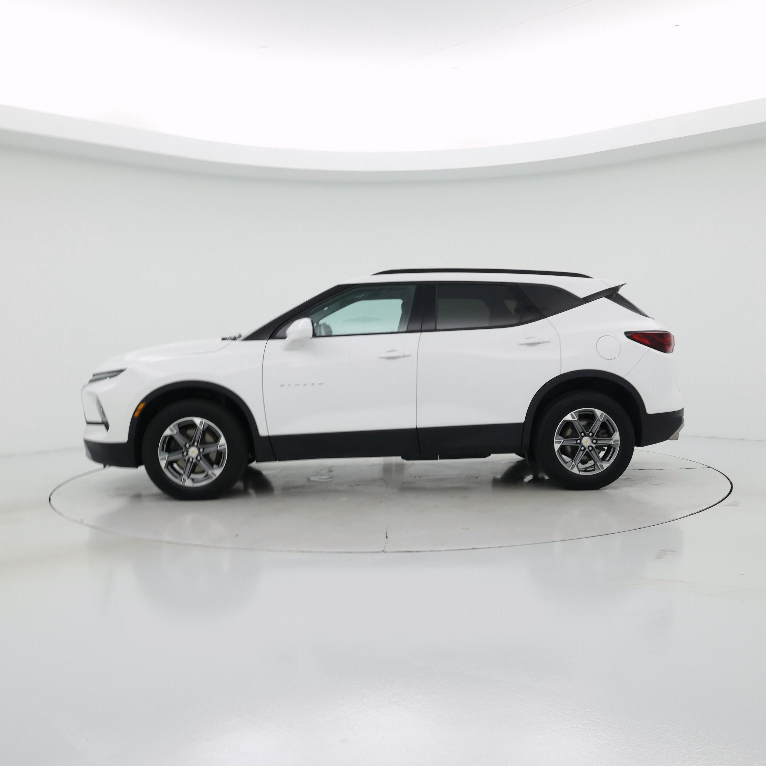 Thumbnail: 2024 Chevrolet Blazer - 3