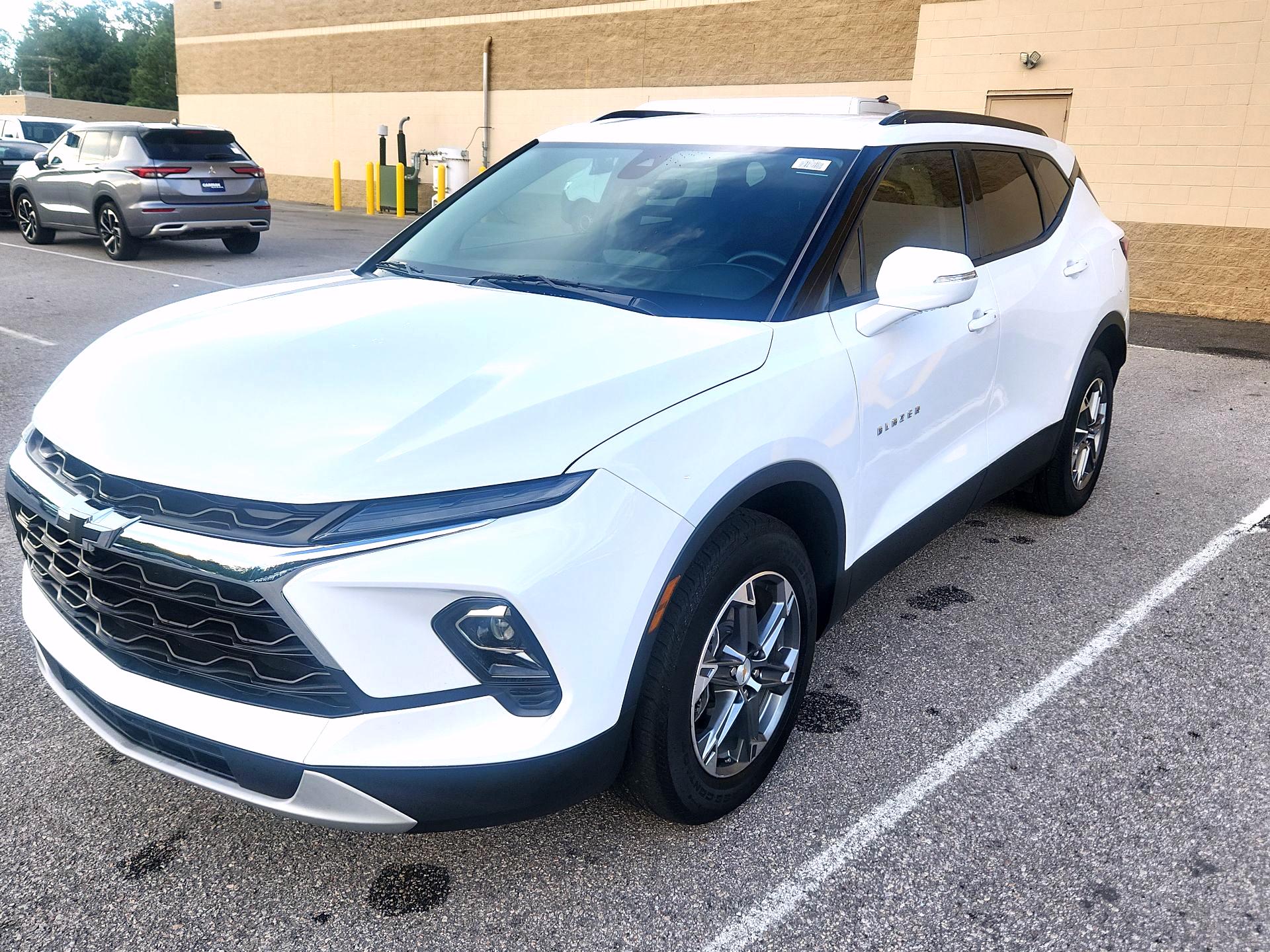 Thumbnail: 2024 Chevrolet Blazer - 3