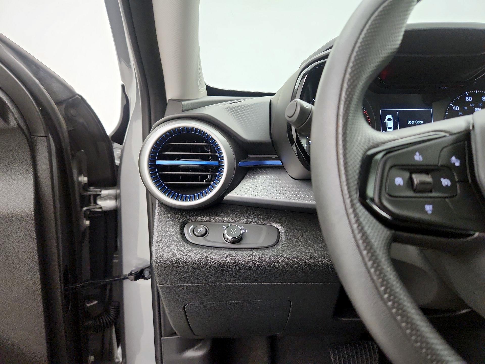 Thumbnail: 2025 Chevrolet Trax - 13