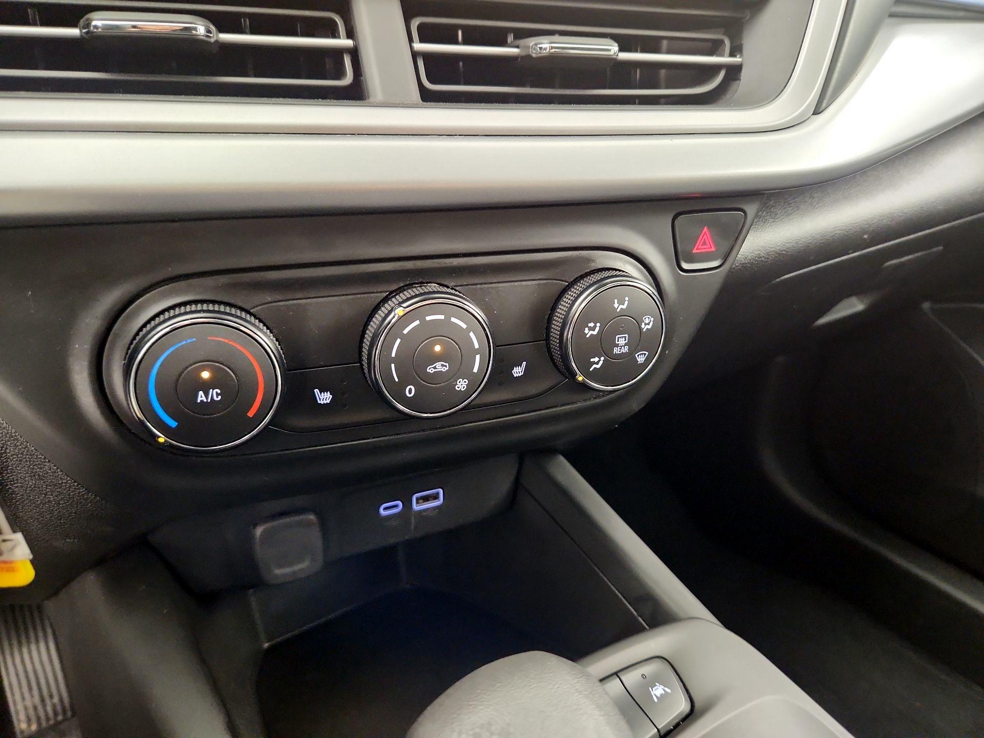Thumbnail: 2025 Chevrolet Trax - 16