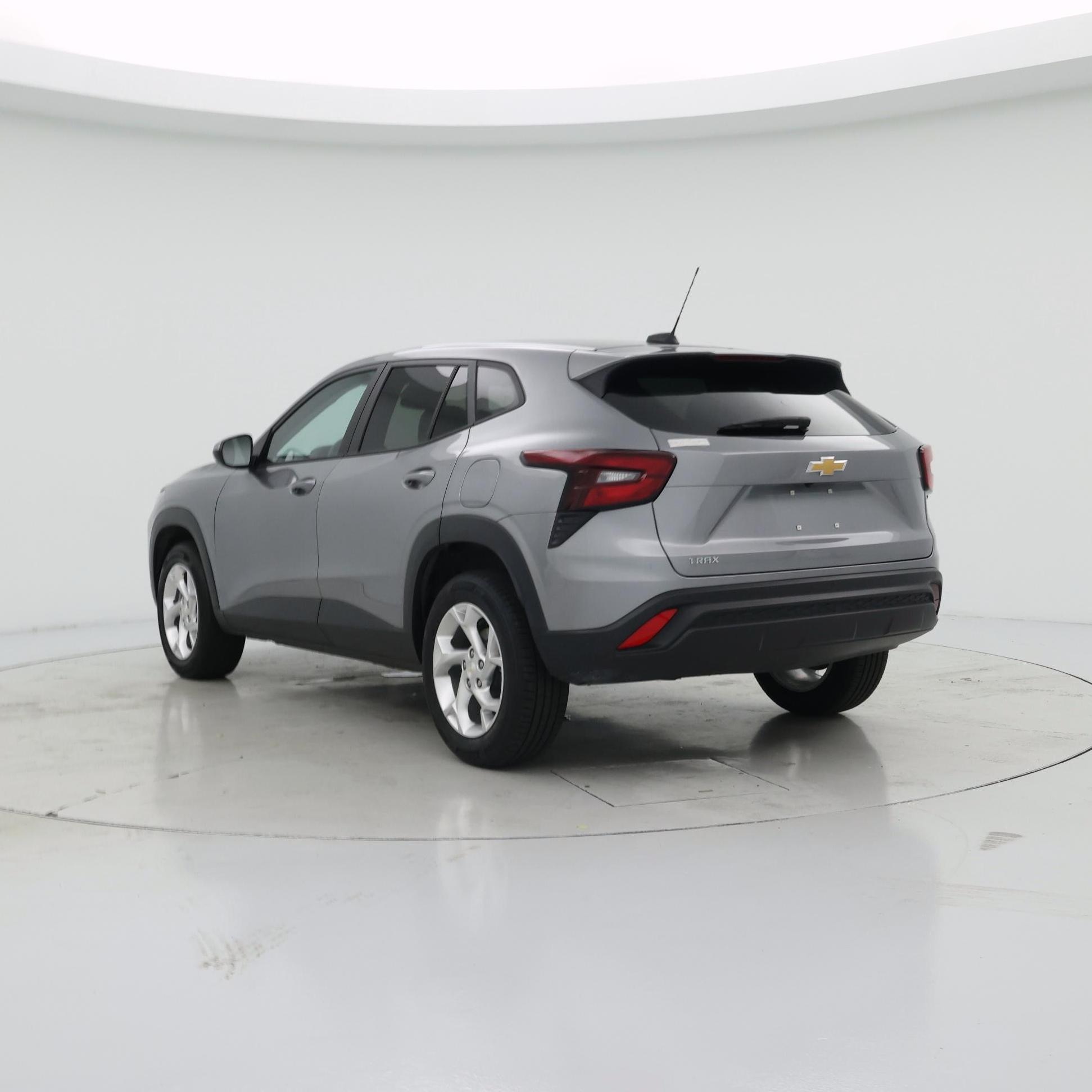 Thumbnail: 2025 Chevrolet Trax - 2