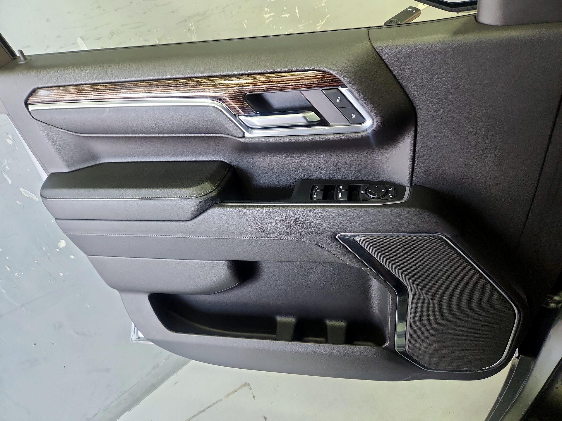 Thumbnail: 2024 GMC Sierra 1500 - 12