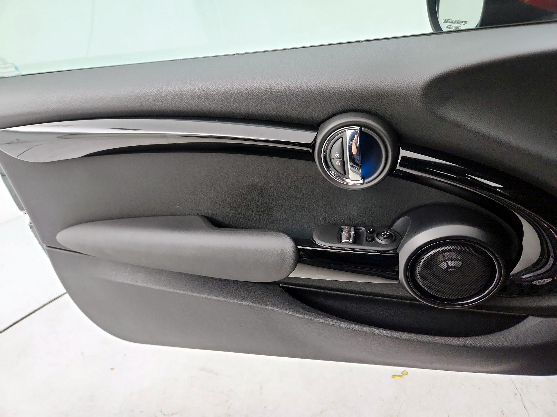 Thumbnail: 2021 MINI Cooper Hardtop - 12