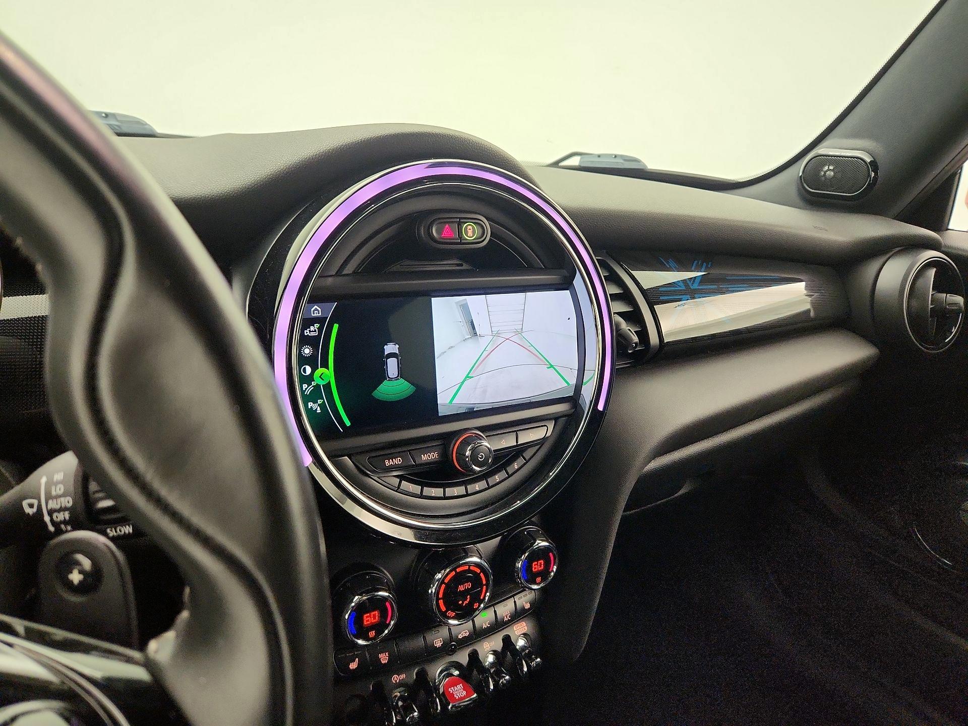 Thumbnail: 2021 MINI Cooper Hardtop - 15